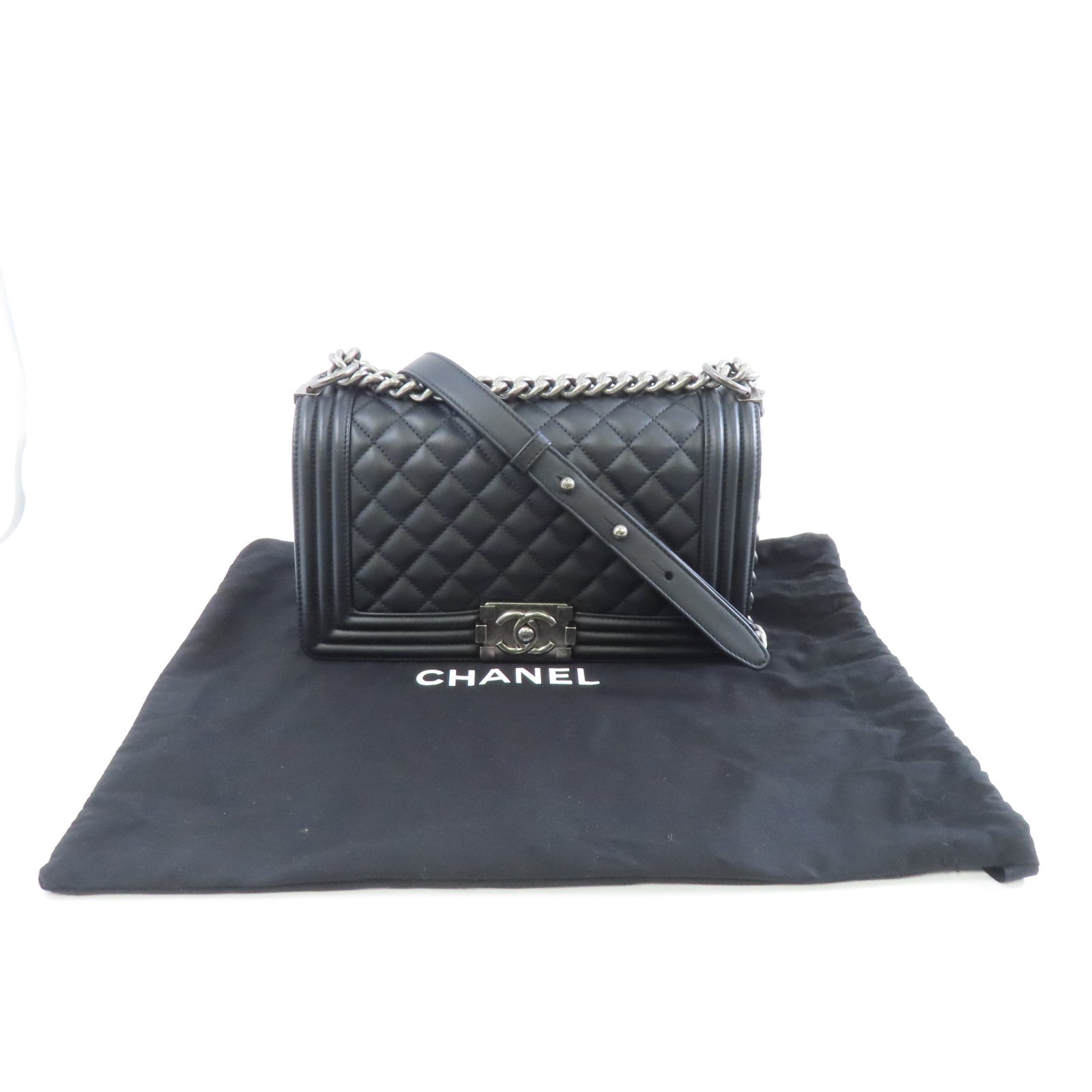 CHANEL 菱格牛皮皮革Boy 25銀扣鏈帶肩背袋黑色