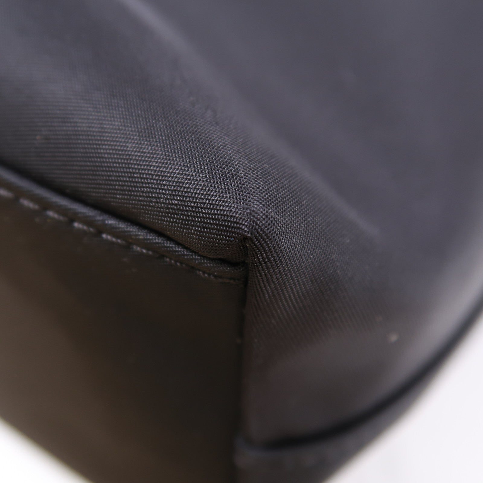 BURBERRY 尼龍2 Way Shoulder Bag銀扣手挽肩背兩用袋黑色