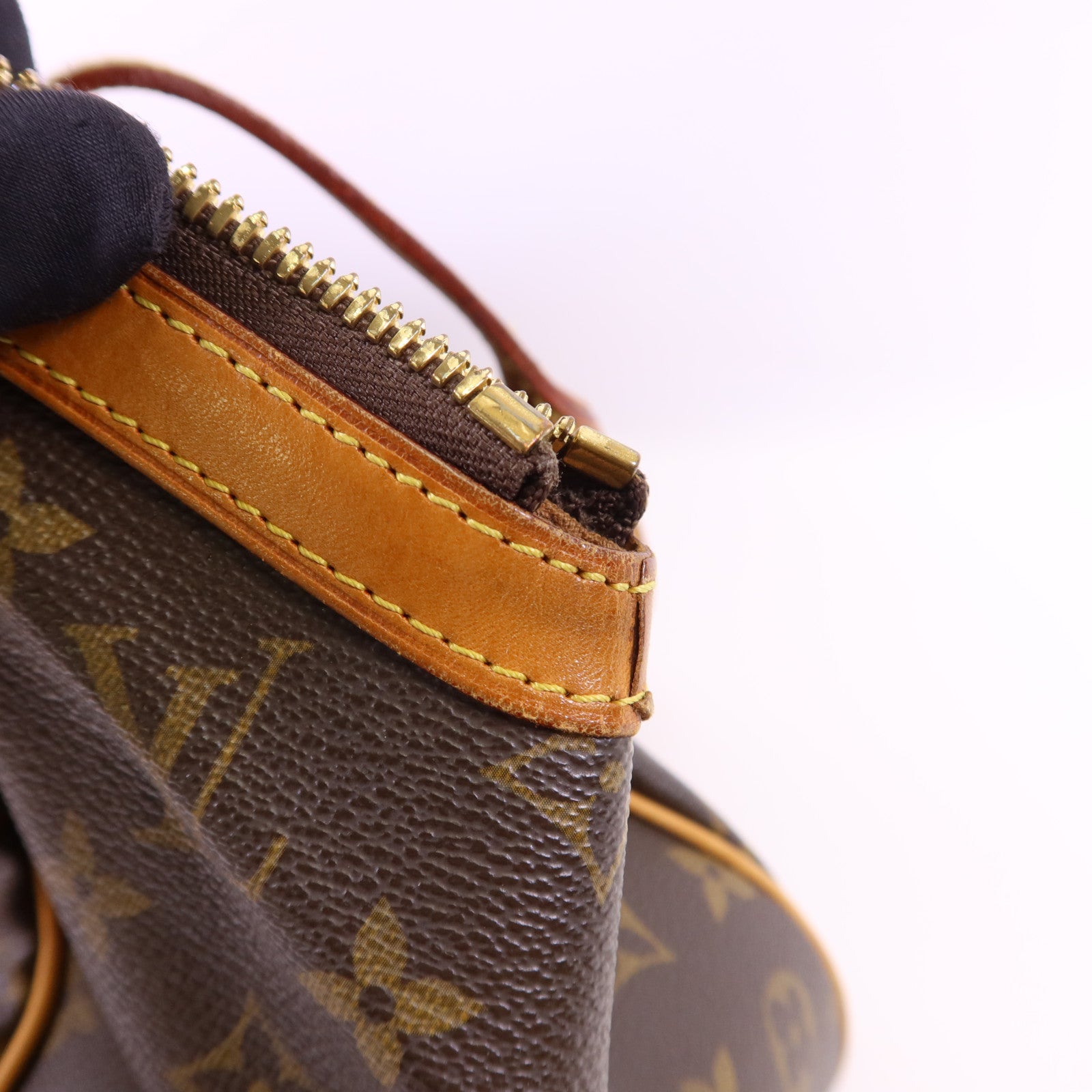 LOUIS VUITTON Monogram Tivoli GM金扣肩背袋