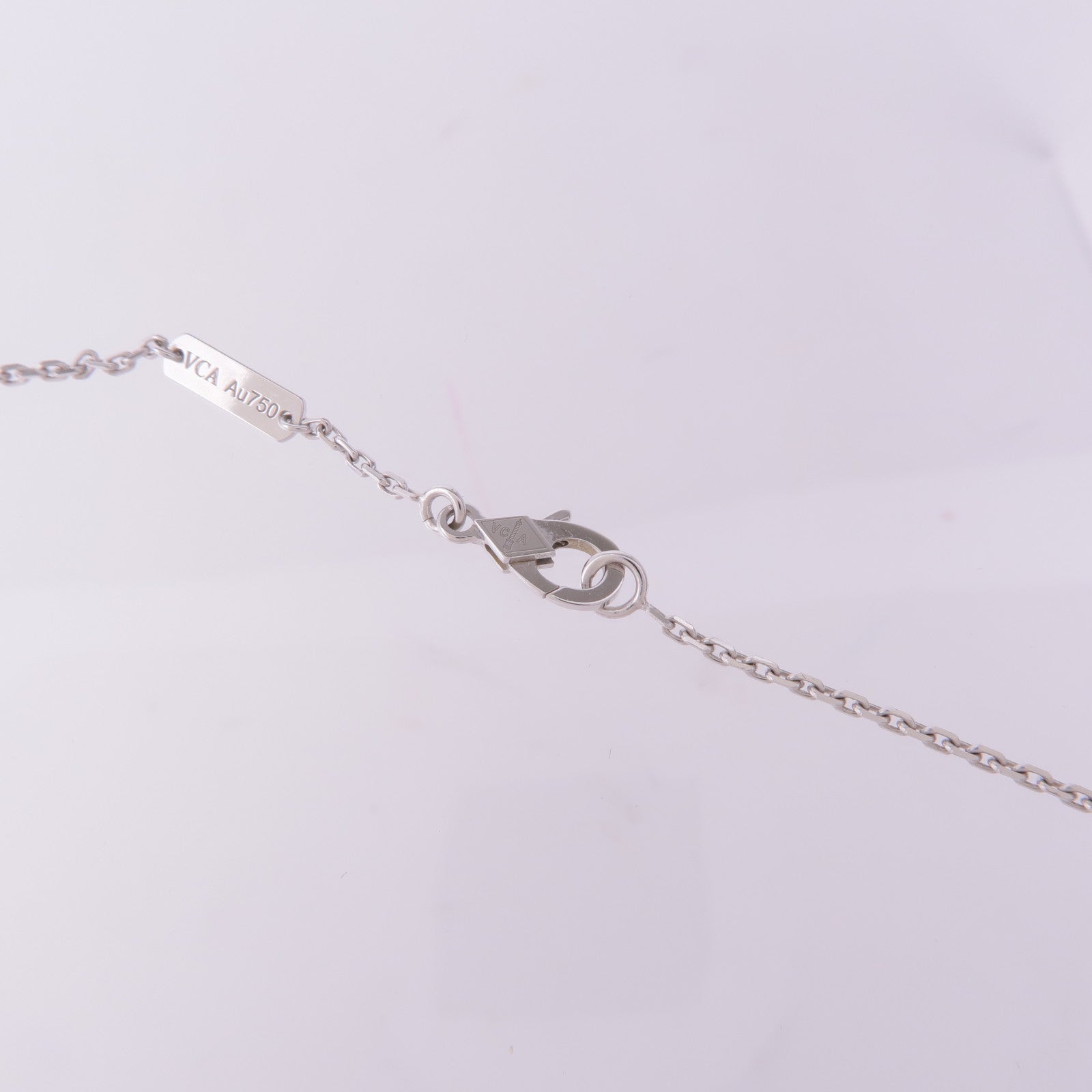 Van Cleef & Arpels 18K白金Vintage Alhambra Necklace玉髓項鍊