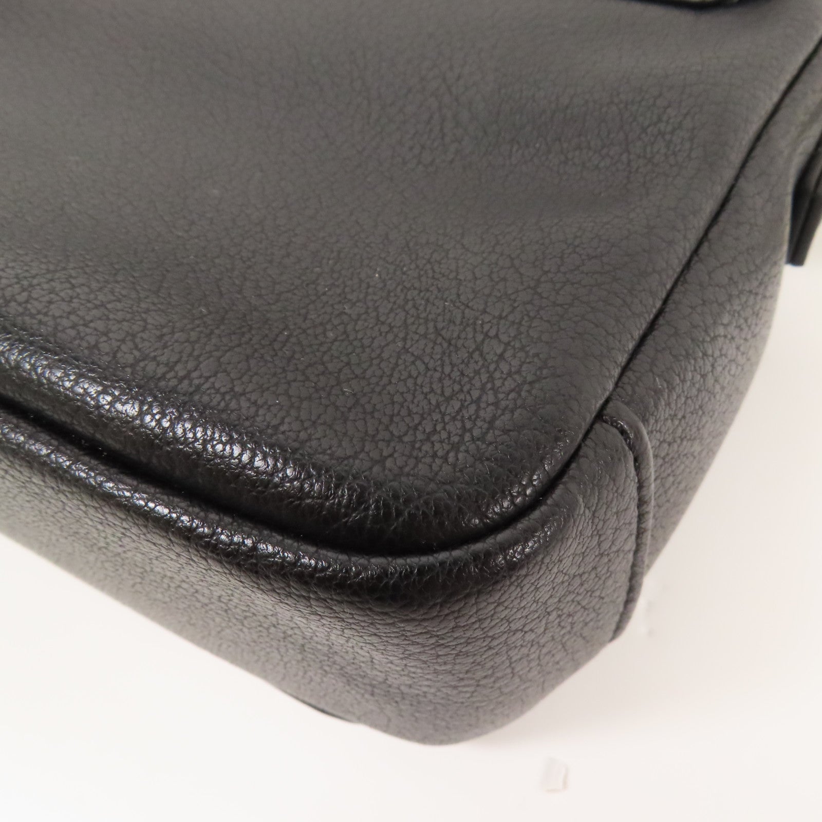 MOSCHINO 牛皮皮革Shoulder Bag金扣肩背袋