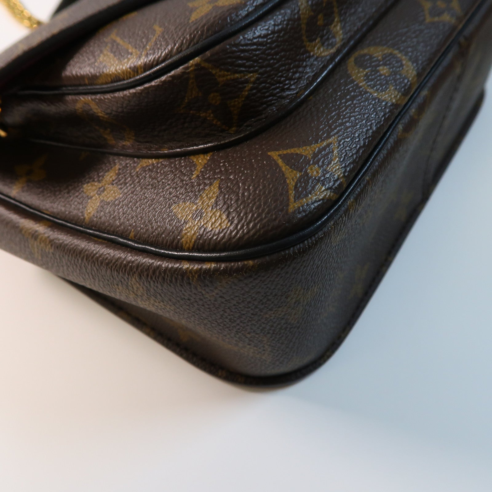 LOUIS VUITTON Monogram Passy金扣鏈帶肩背袋啡色