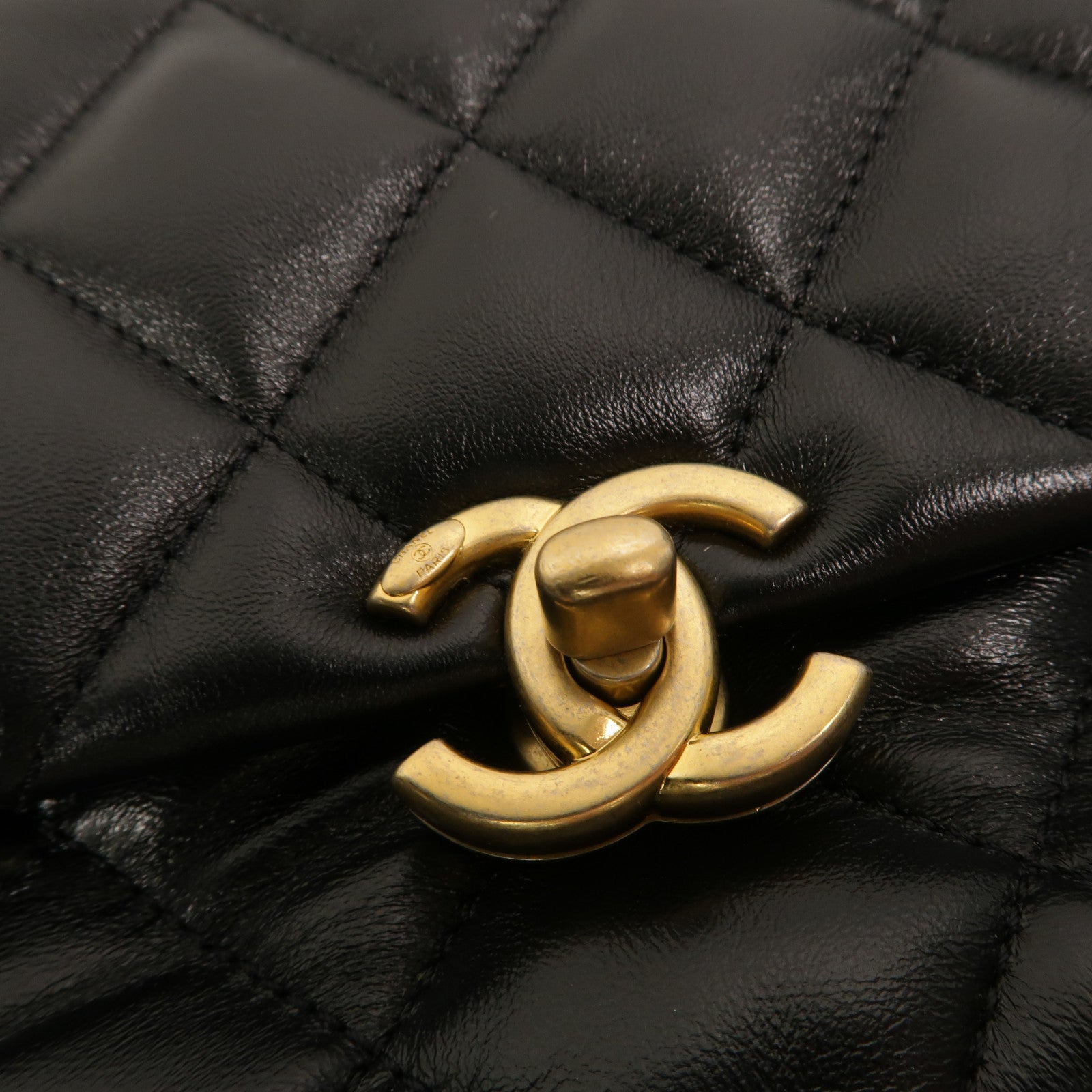 CHANEL 羊皮皮革Chain Shoulder鏈帶肩背袋