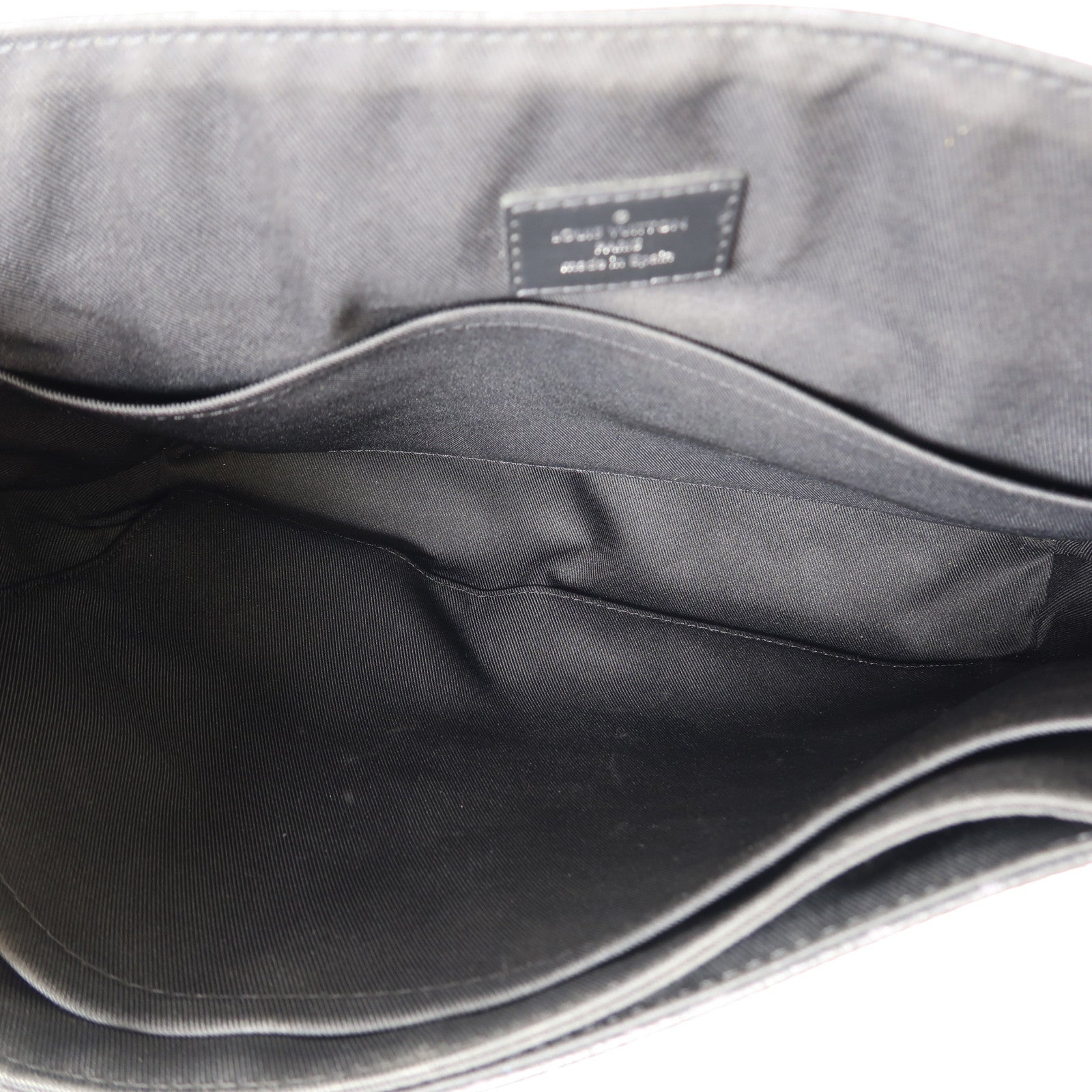 LOUIS VUITTON Monogram Eclipse District銀扣肩背袋黑色