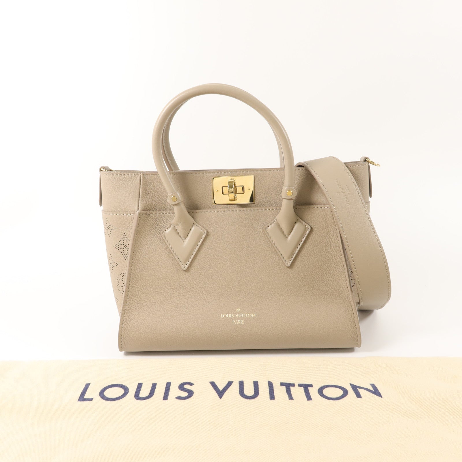 LOUIS VUITTON Monogram Mahina On My Side PM手挽肩背兩用袋