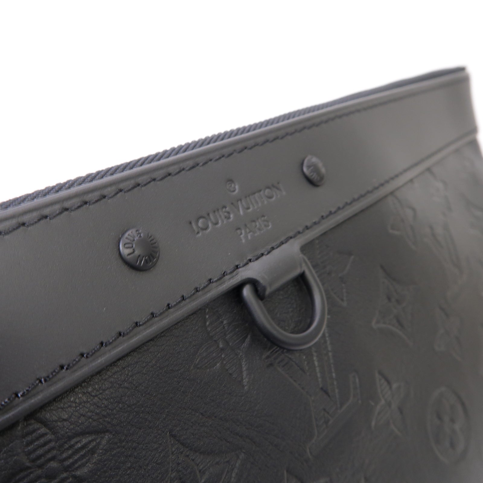 LOUIS VUITTON Monogram Shadow Discovery Pochette手拿包黒色