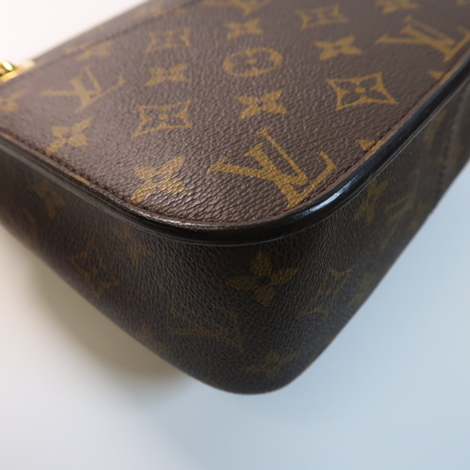 LOUIS VUITTON Monogram Passy金扣鏈帶肩背袋啡色