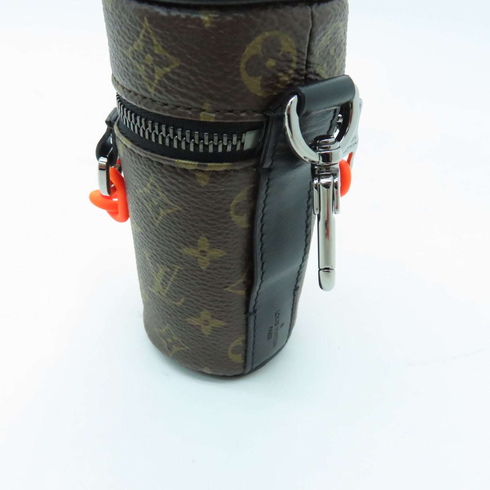 LOUIS VUITTON 【清倉大減價】Monogram Barrel Pouch銀扣手拿包棕色