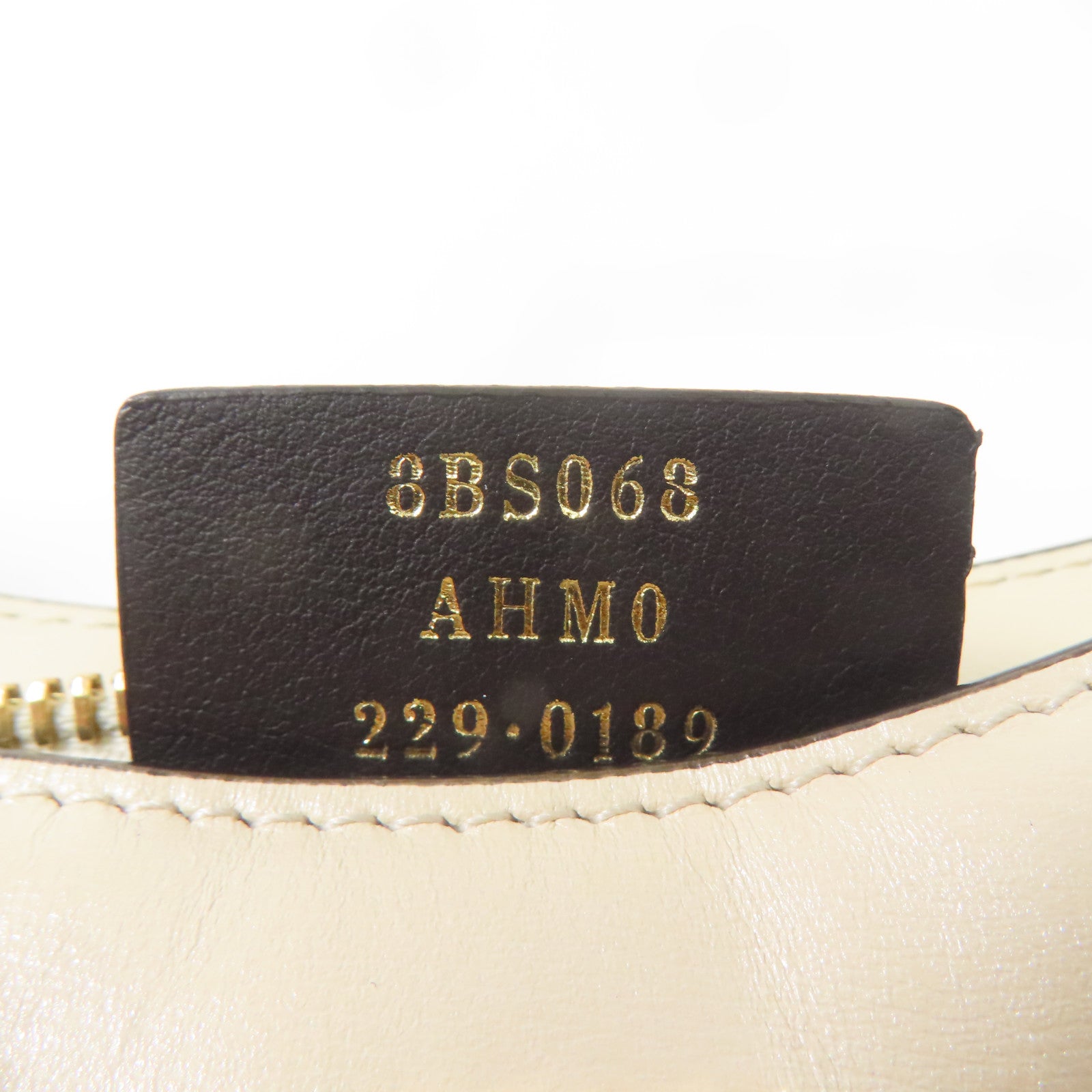 FENDI 牛皮皮革O'Lock Swing金扣手挽肩背兩用袋亮珊瑚色
