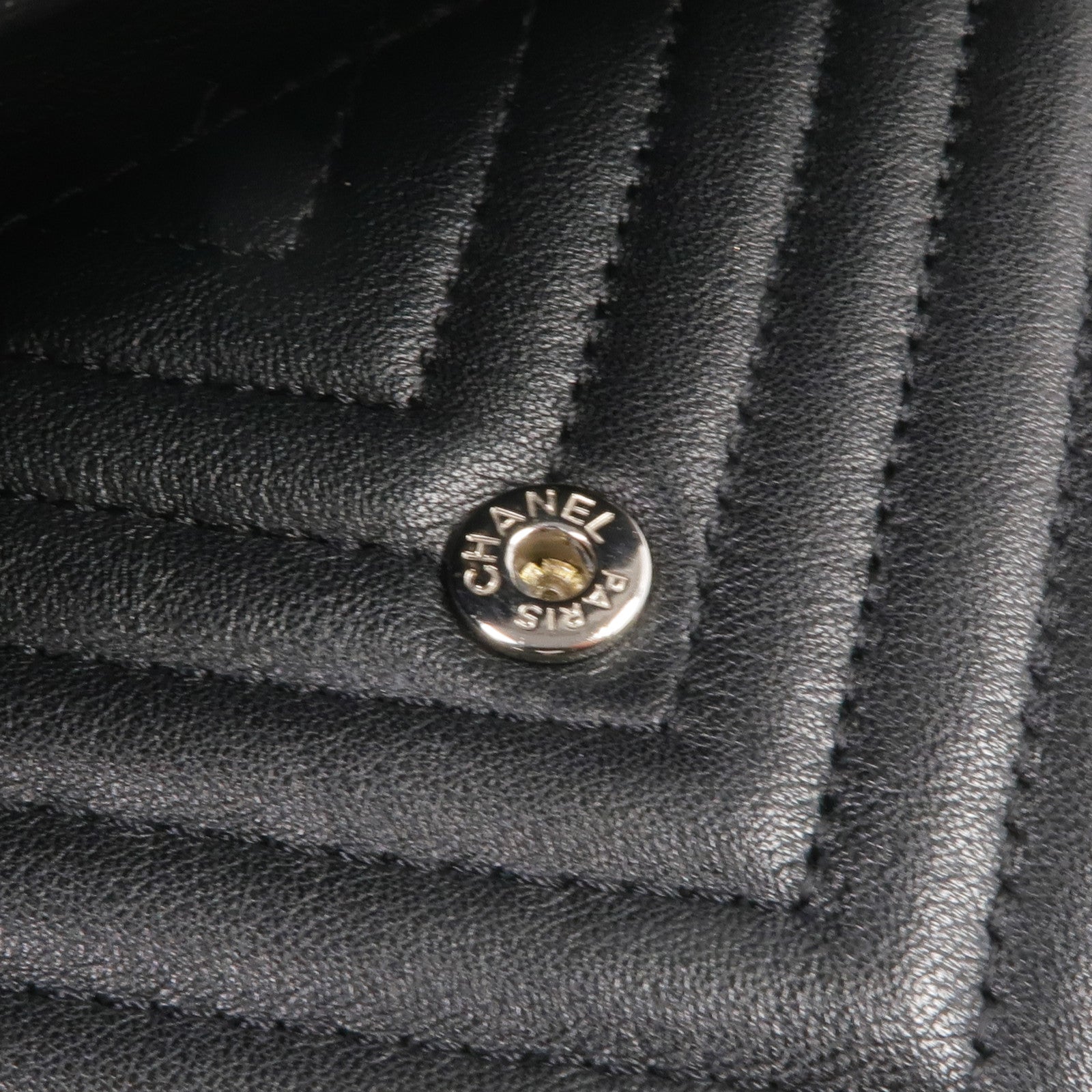 CHANEL 羊皮皮革Long Wallet銀扣長錢包