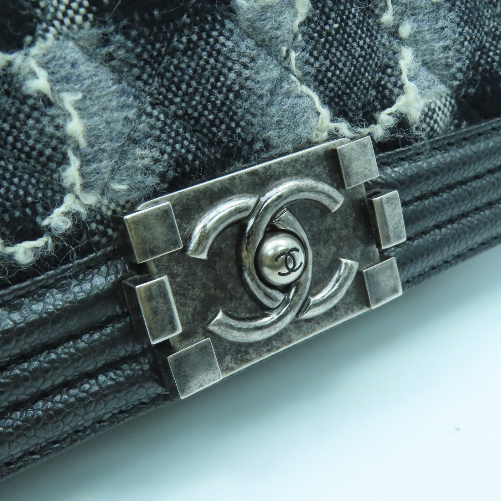 CHANEL Rhombus Leather/Canvas Boy Shoulder Bag Silver Buckle Chain Shoulder Bag Black/White
