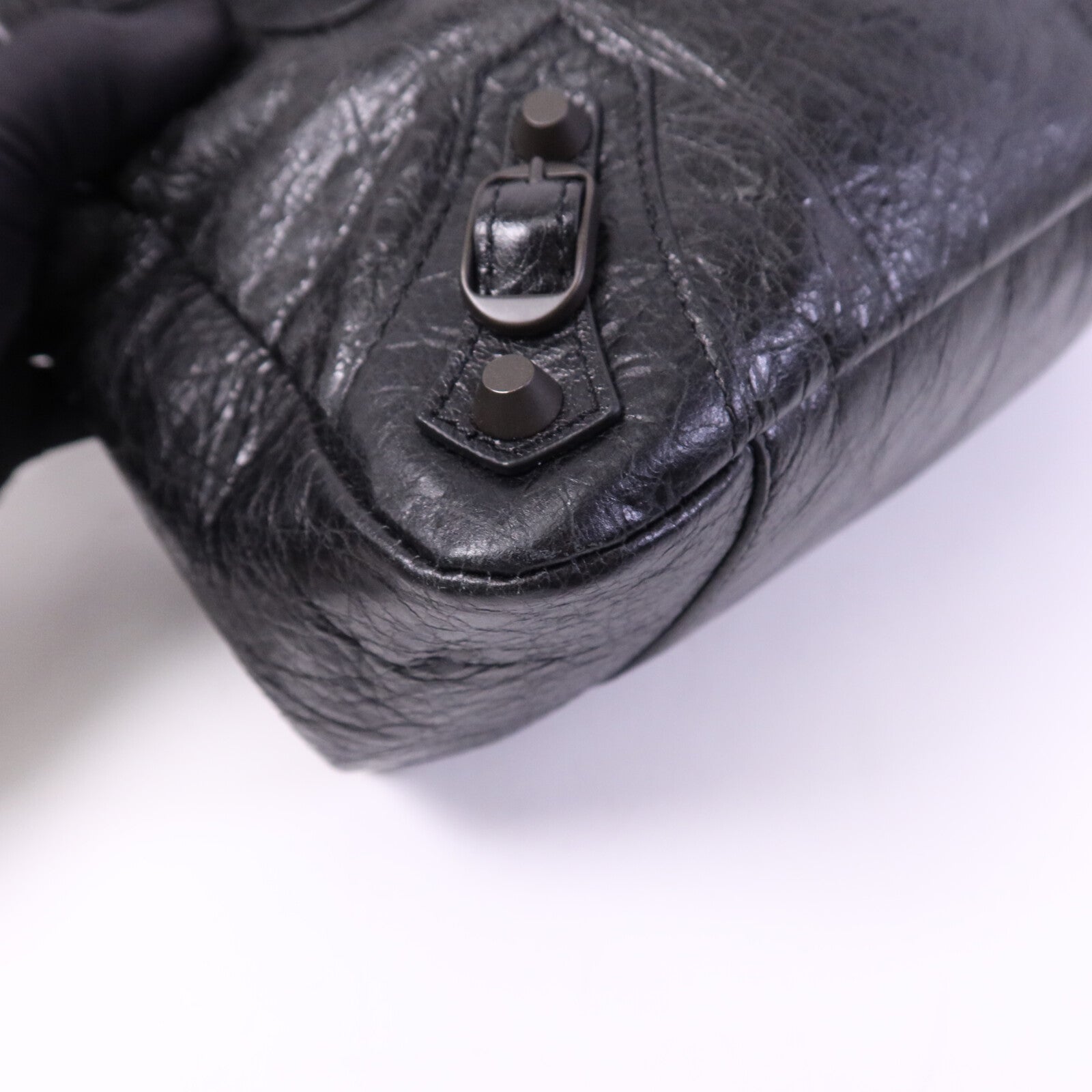 BALENCIAGA 羊皮皮革Le City Moto Small金扣肩背袋