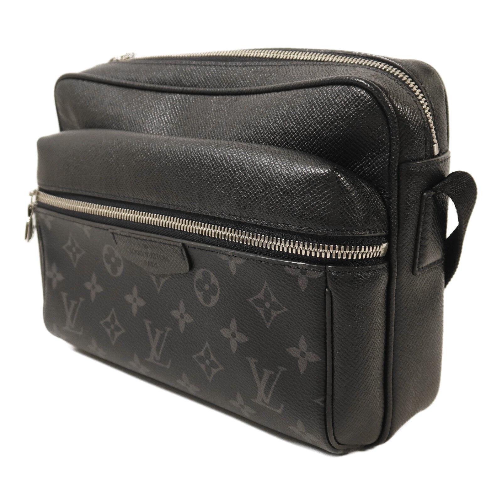 LOUIS VUITTON Monogram Eclipse Taiga Outdoor Messenger銀扣肩背袋