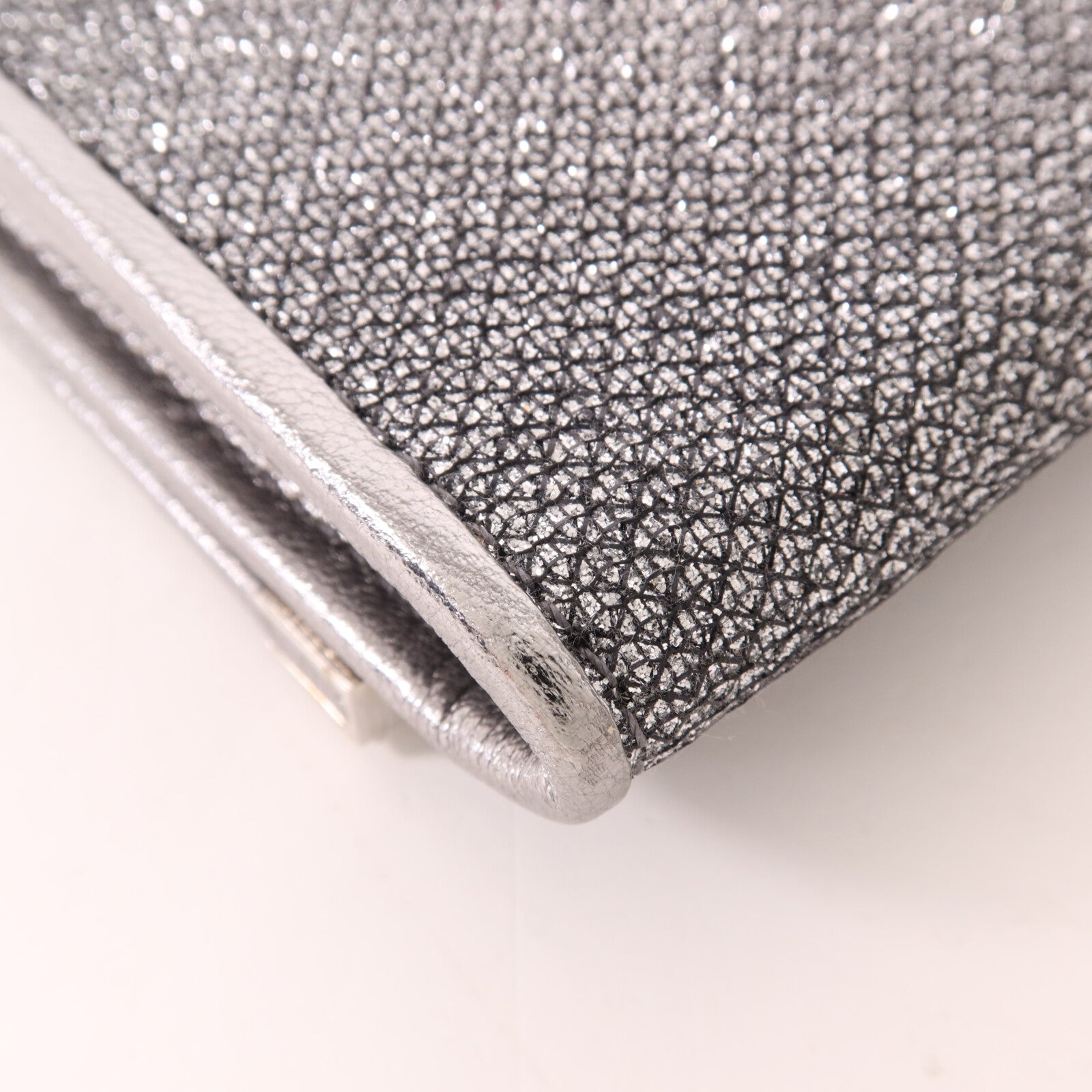 JIMMY CHOO Metallic皮革Chain Shoulder銀扣鏈帶肩背袋