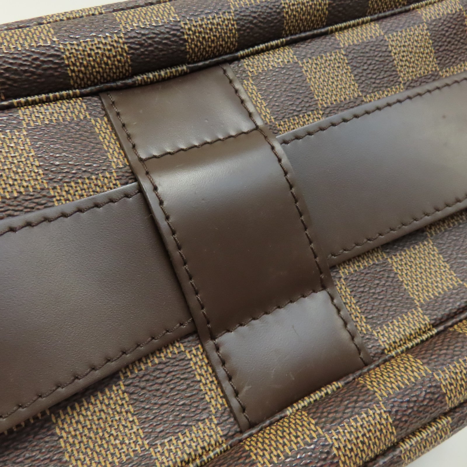 LOUIS VUITTON Damier Naviglio金扣肩背袋啡色