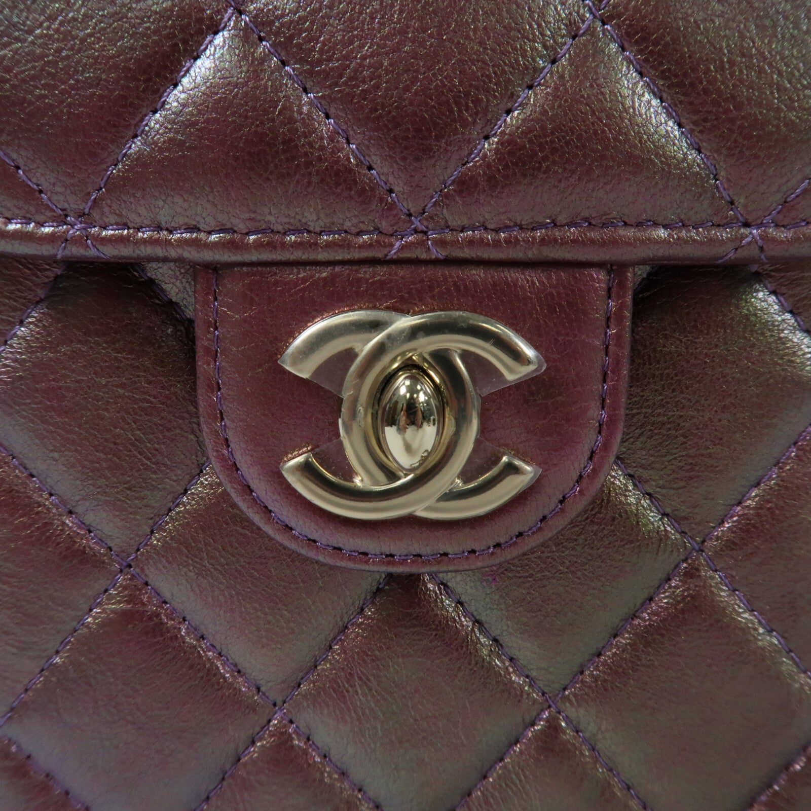 CHANEL 羊皮皮革Phone Case金扣鏈帶肩背袋