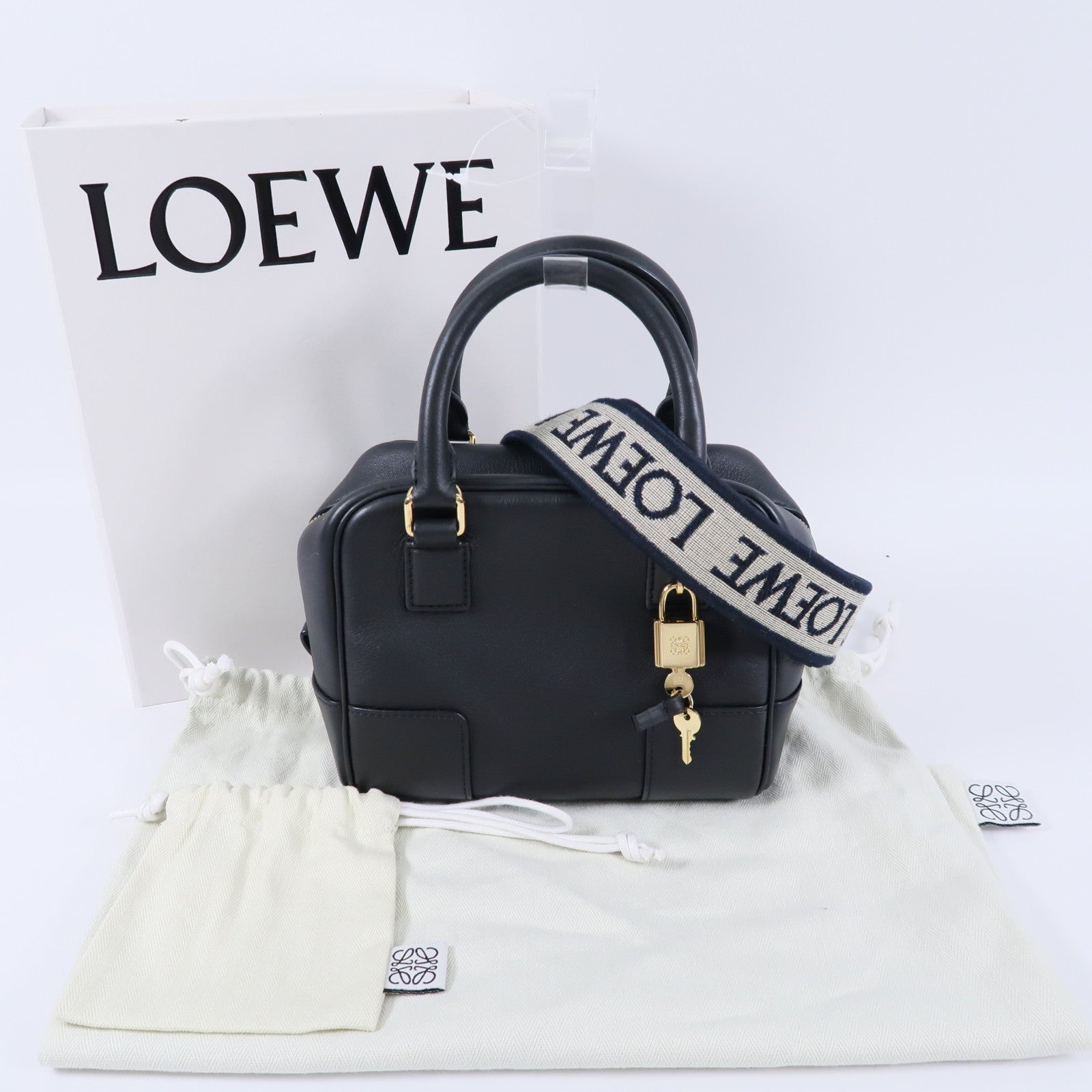 LOEWE 牛皮皮革Amazona 16 Square手挽肩背兩用袋