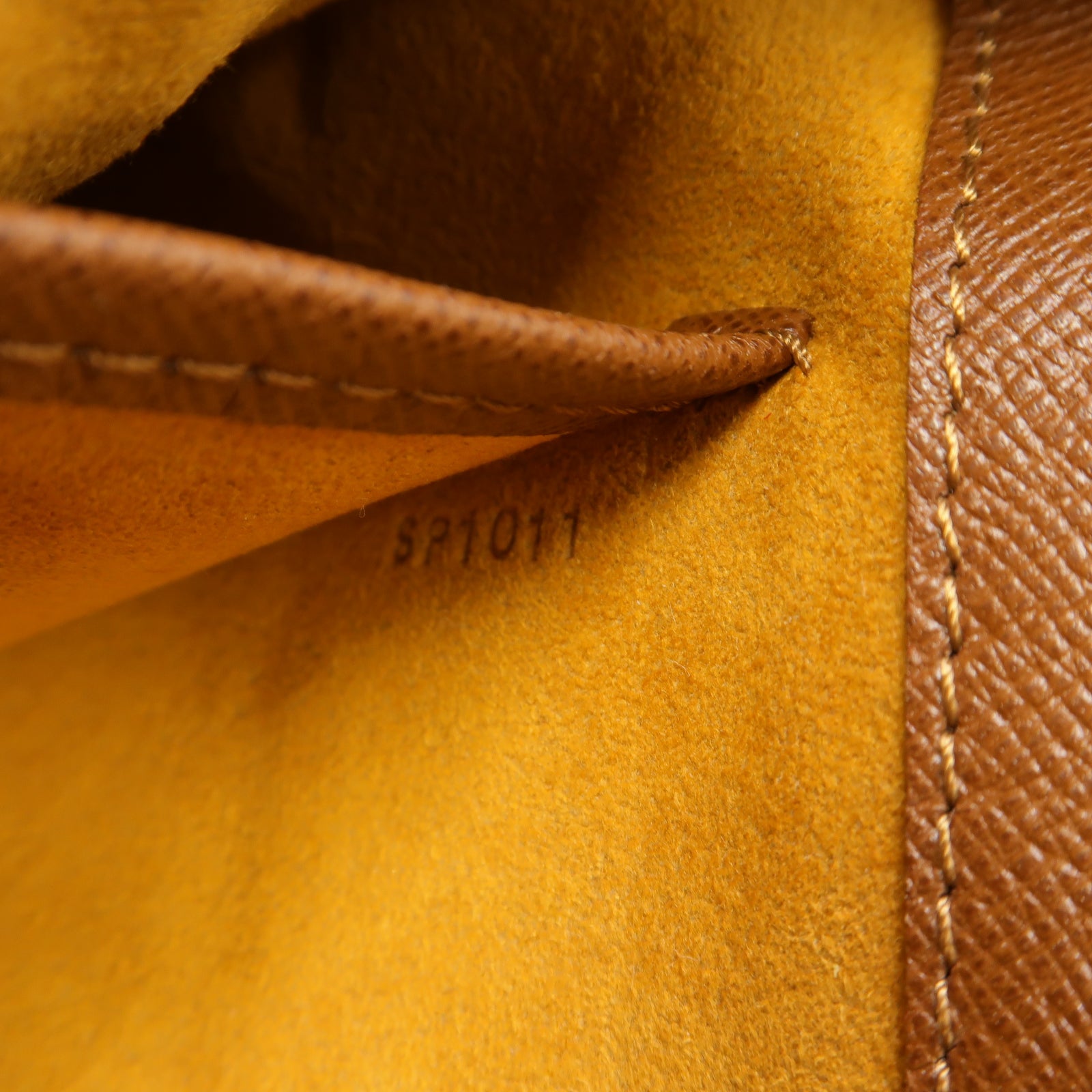 LOUIS VUITTON Monogram Musette Tango金扣肩背袋啡色