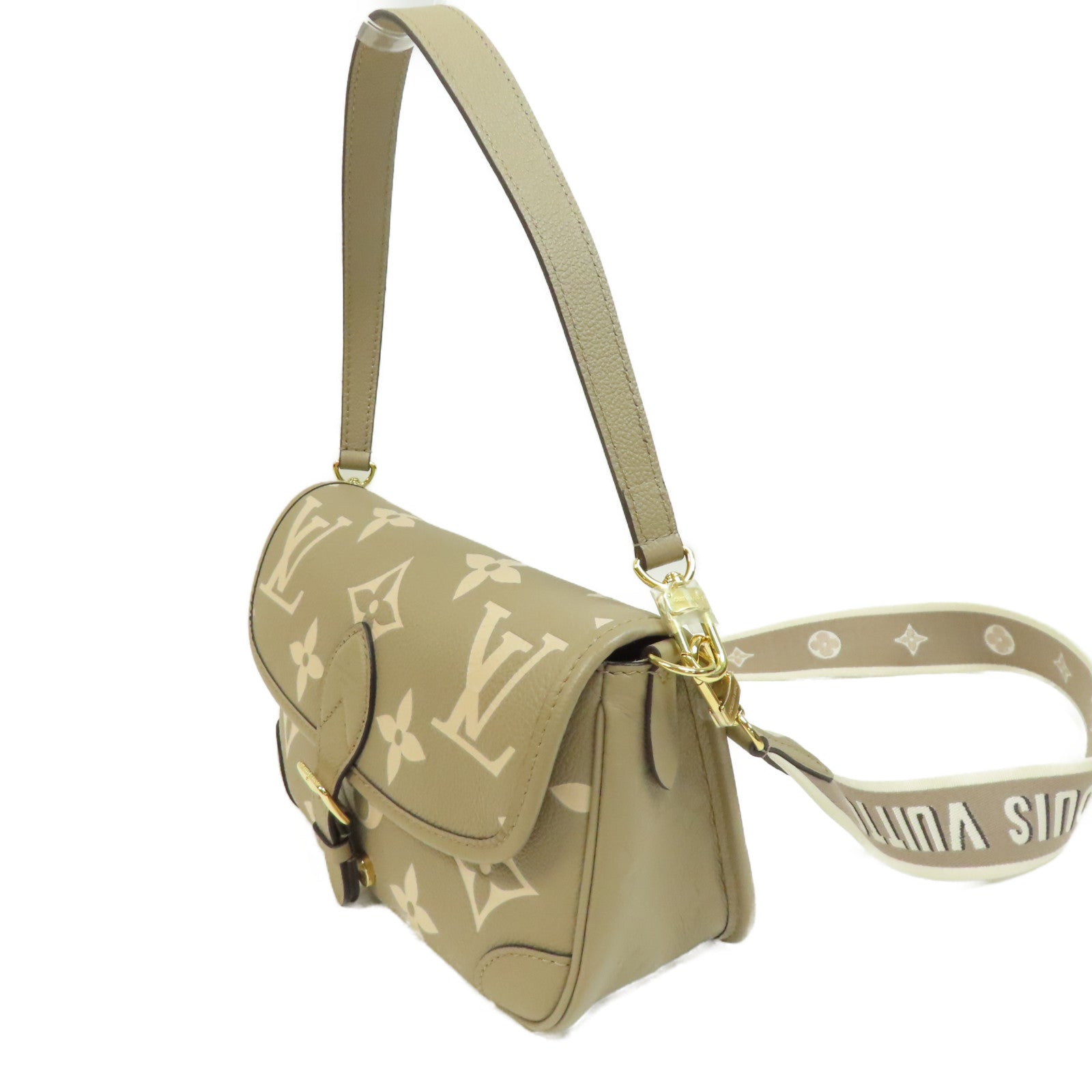 LOUIS VUITTON Monogram Empereinte Diane金扣肩背袋米色