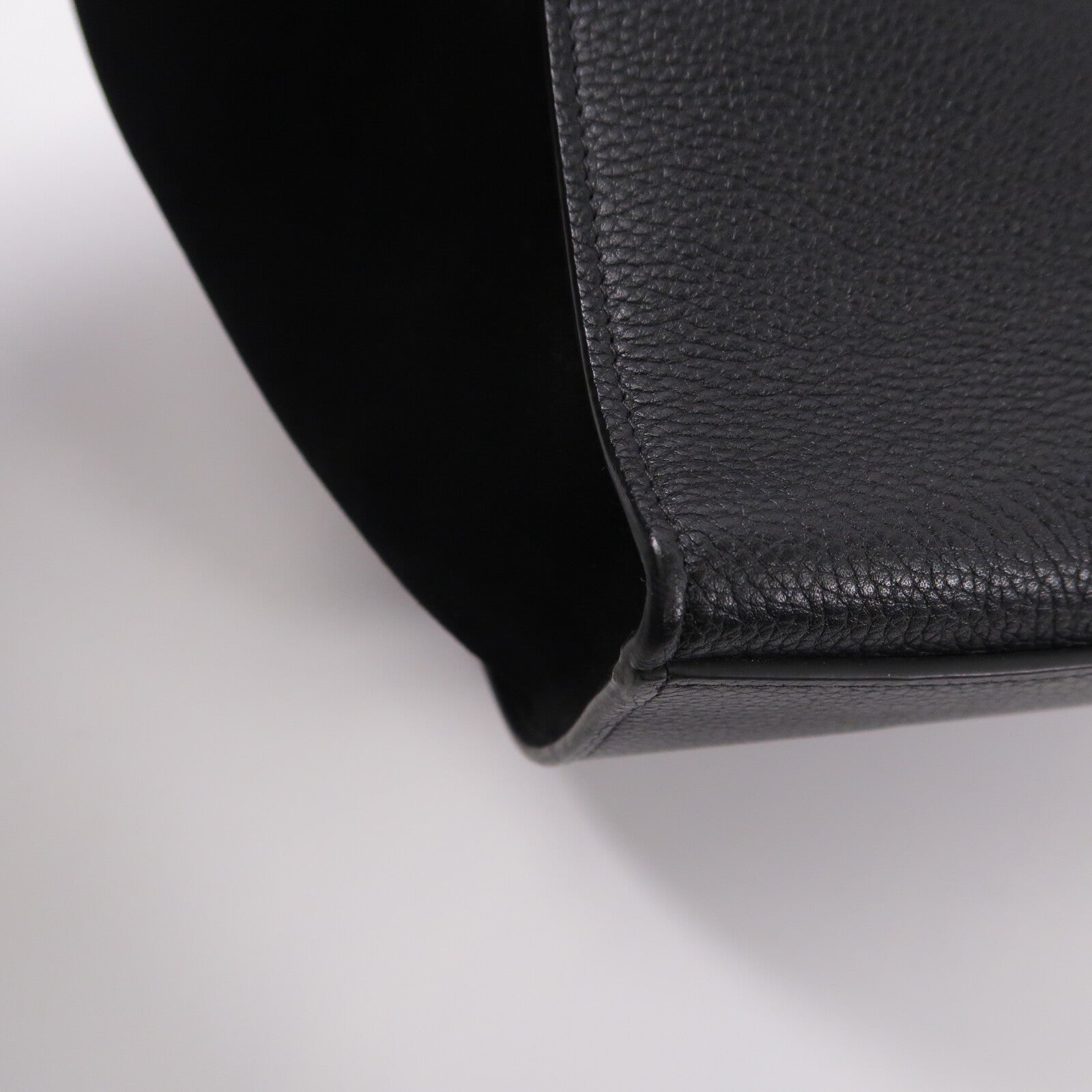 CELINE 牛皮皮革Trapeze Medium肩背袋