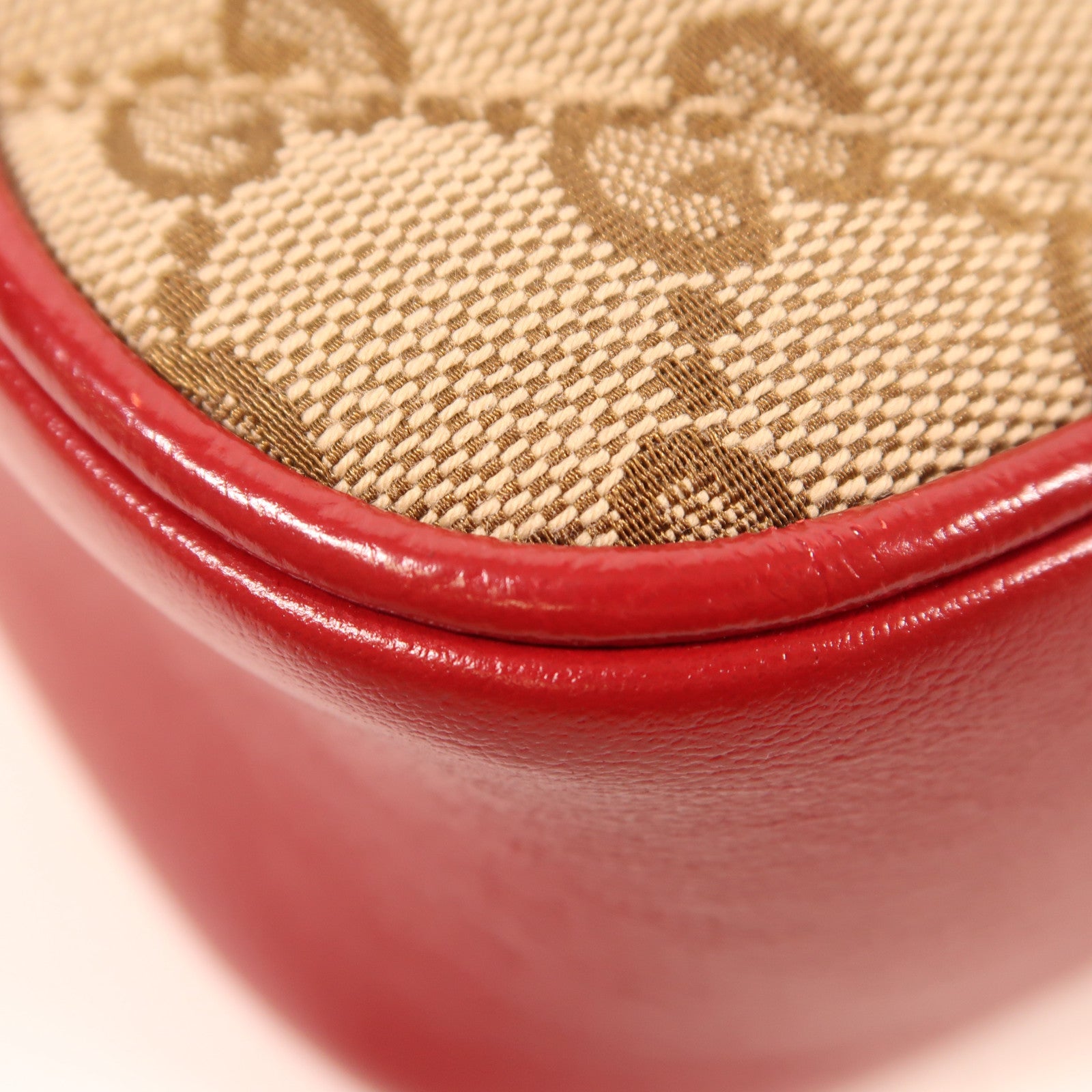GUCCI 帆布/皮革GG Marmont金扣肩背袋