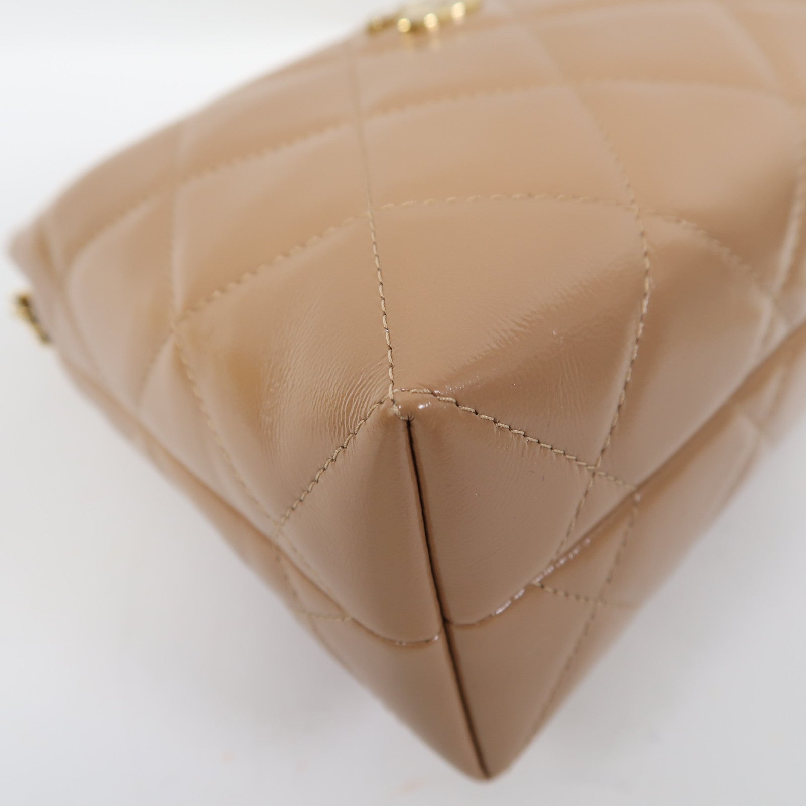 CHANEL 菱格牛皮皮革Chain Shoulder金扣手挽肩背兩用袋裸色