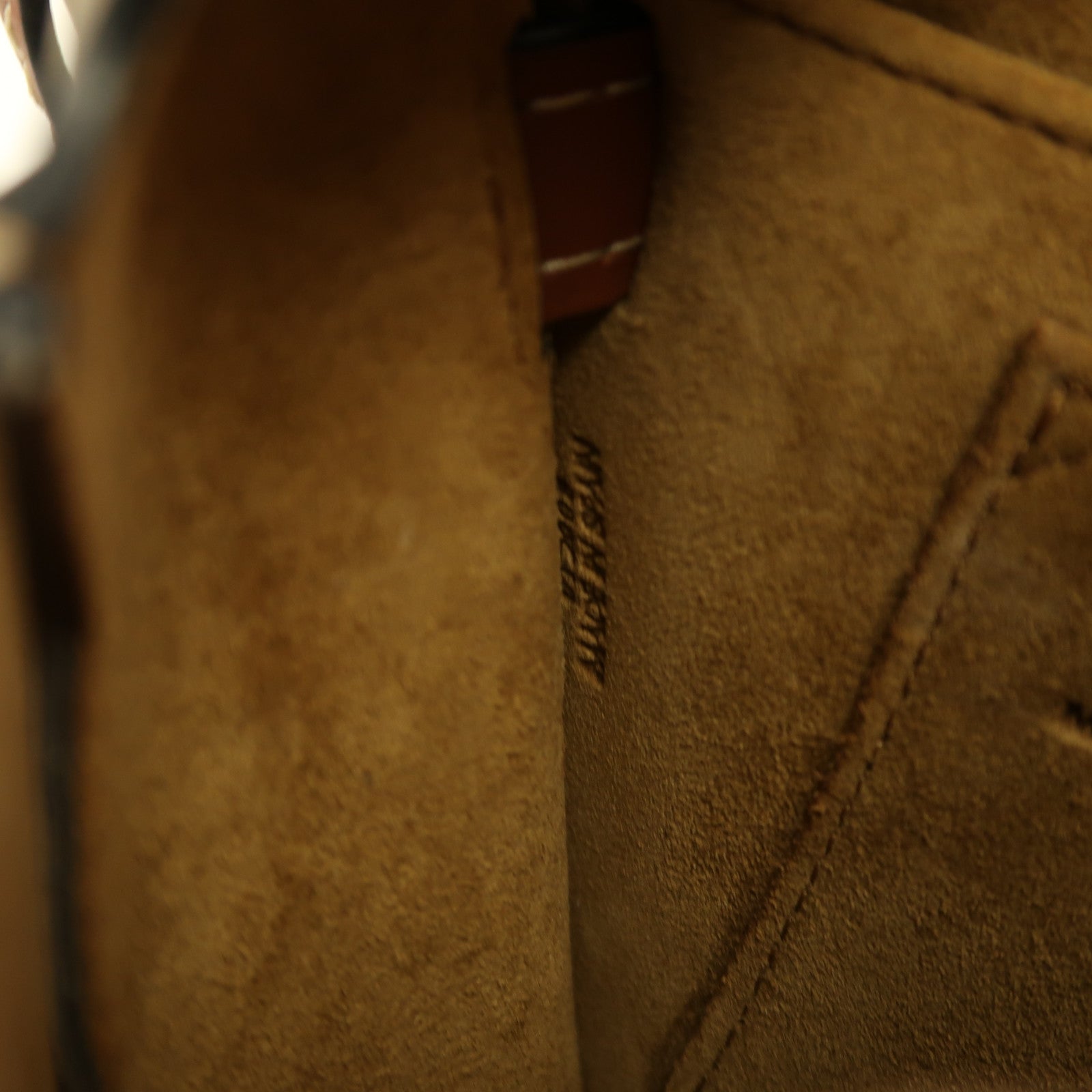 LOEWE 牛皮皮革Gate Small金扣肩背袋米色/啡色