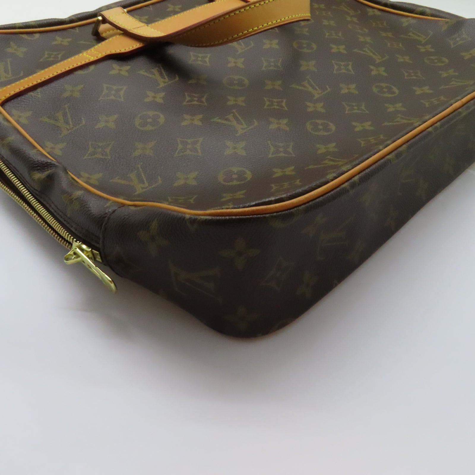 LOUIS VUITTON Monogram Porte-Documents Pega 金扣手挽袋啡色