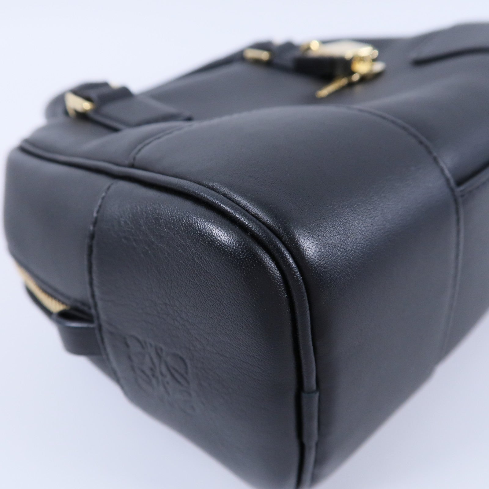 LOEWE 牛皮皮革Amazona 16 Square手挽肩背兩用袋