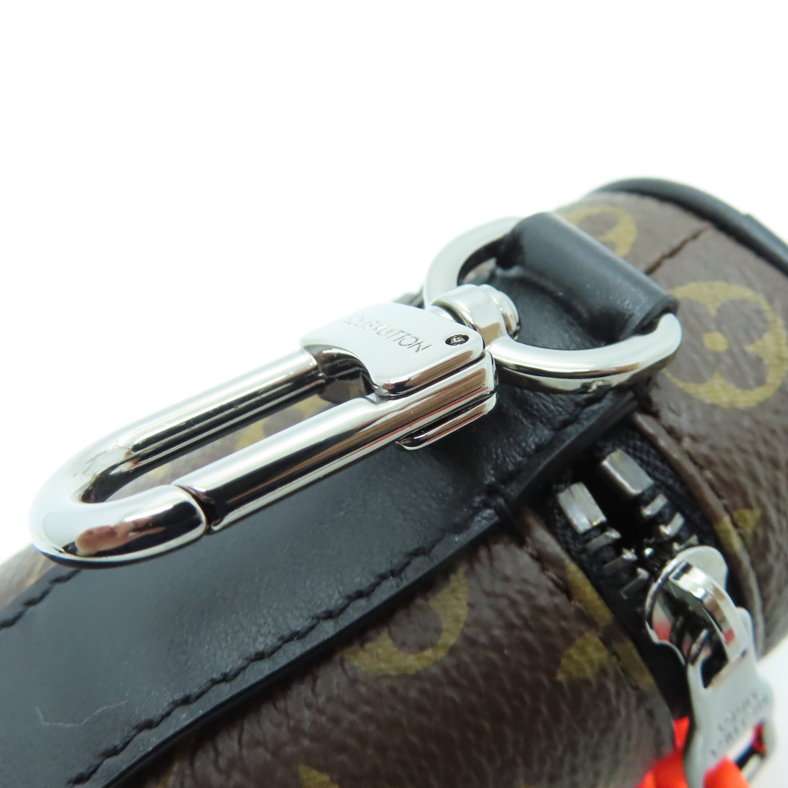 LOUIS VUITTON 【清倉大減價】Monogram Barrel Pouch銀扣手拿包棕色