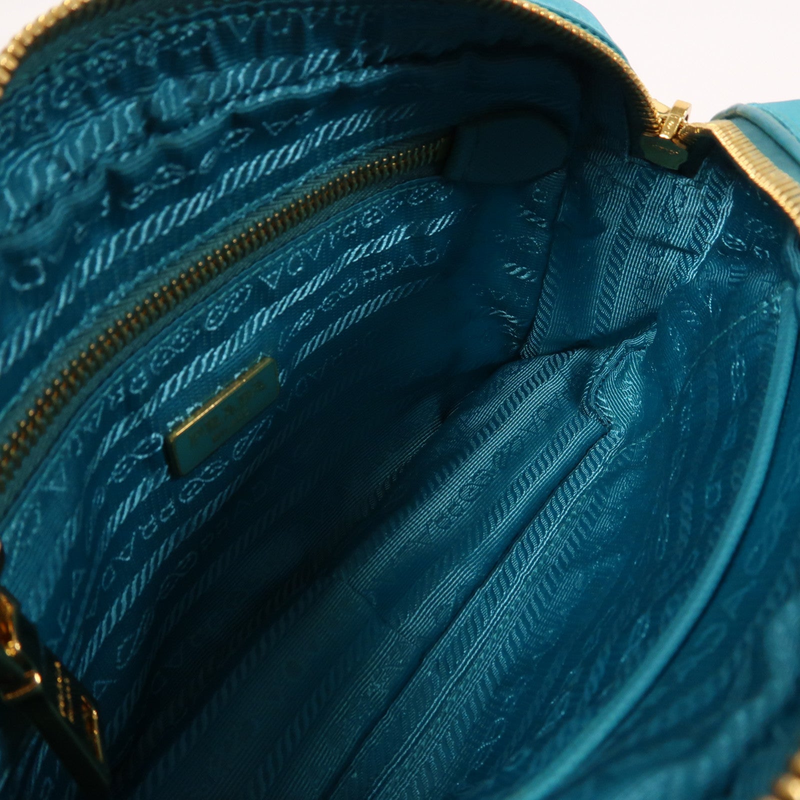 PRADA 尼龍Shoulder Bag金扣肩背袋綠色