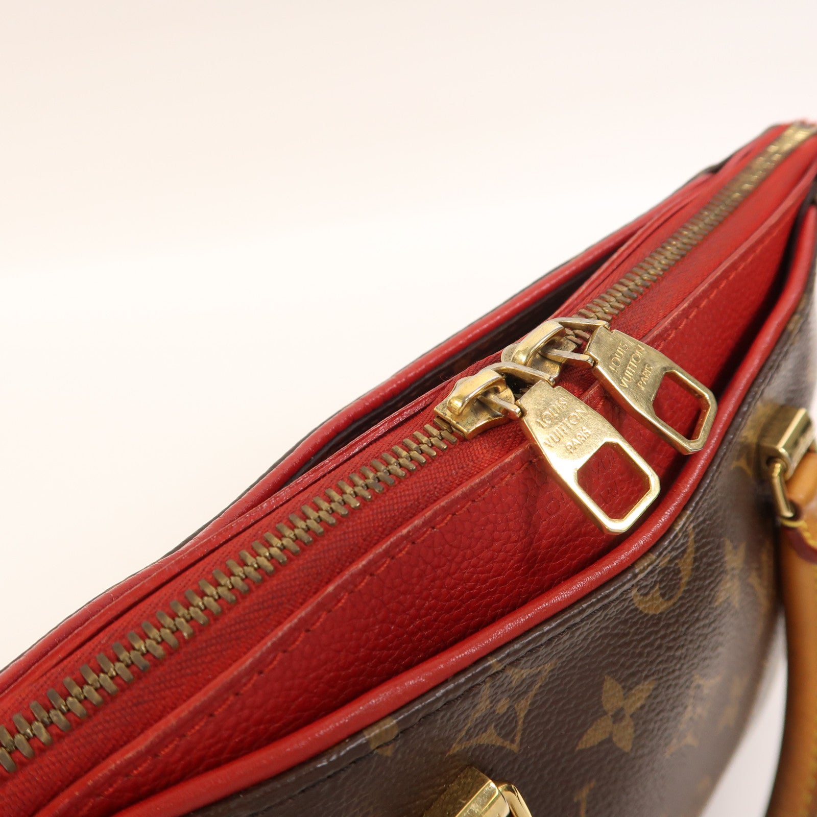 LOUIS VUITTON 【激減優惠】Monogram Pallas BB金扣手挽肩背兩用袋