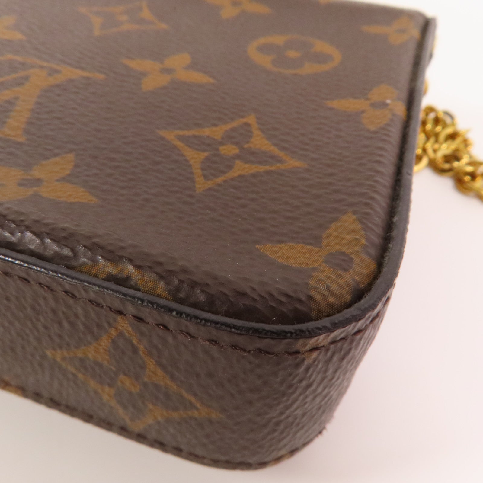LOUIS VUITTON Monogram Felicie Pochette金扣鏈帶肩背袋