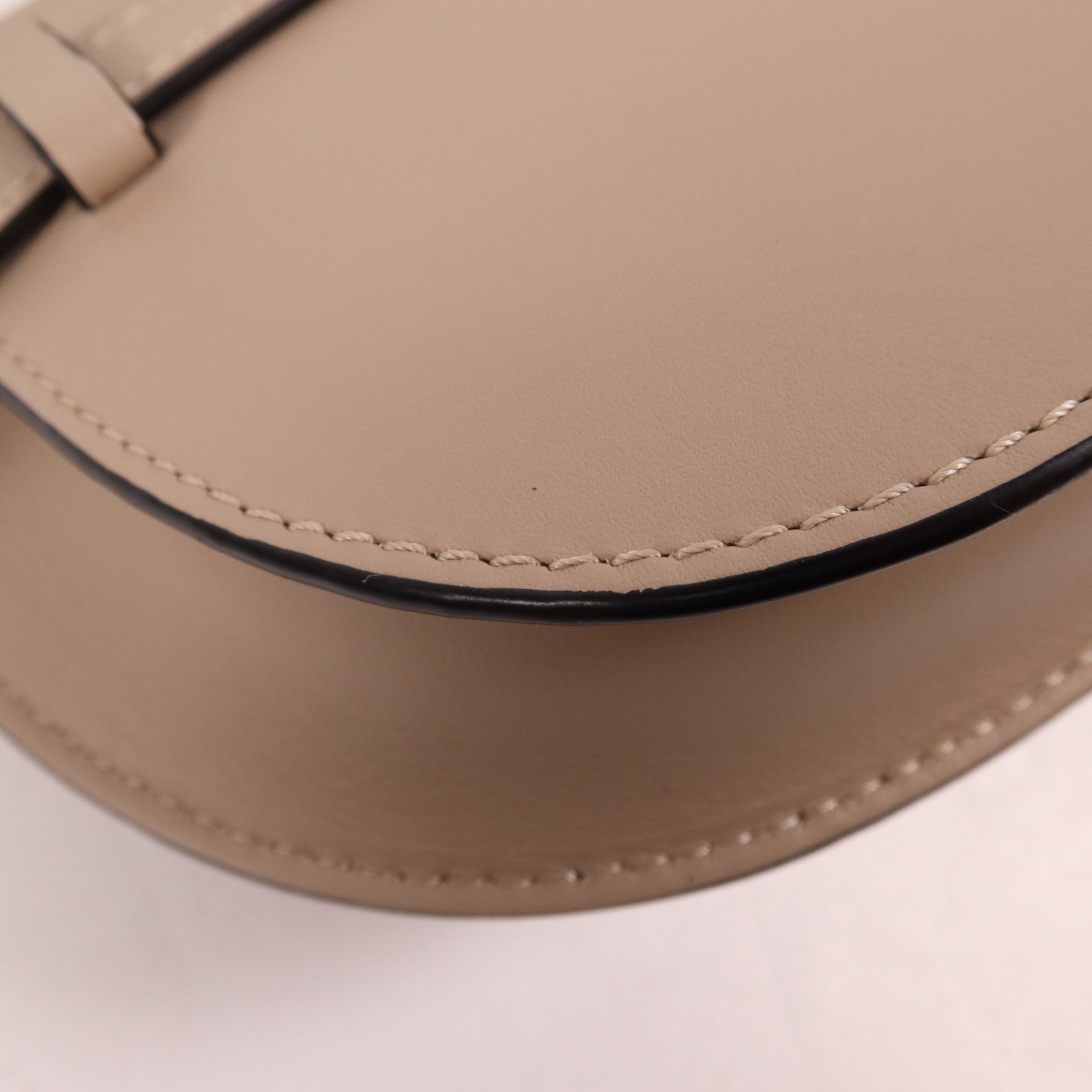 LOEWE 牛皮皮革Mini Gate金肩背袋