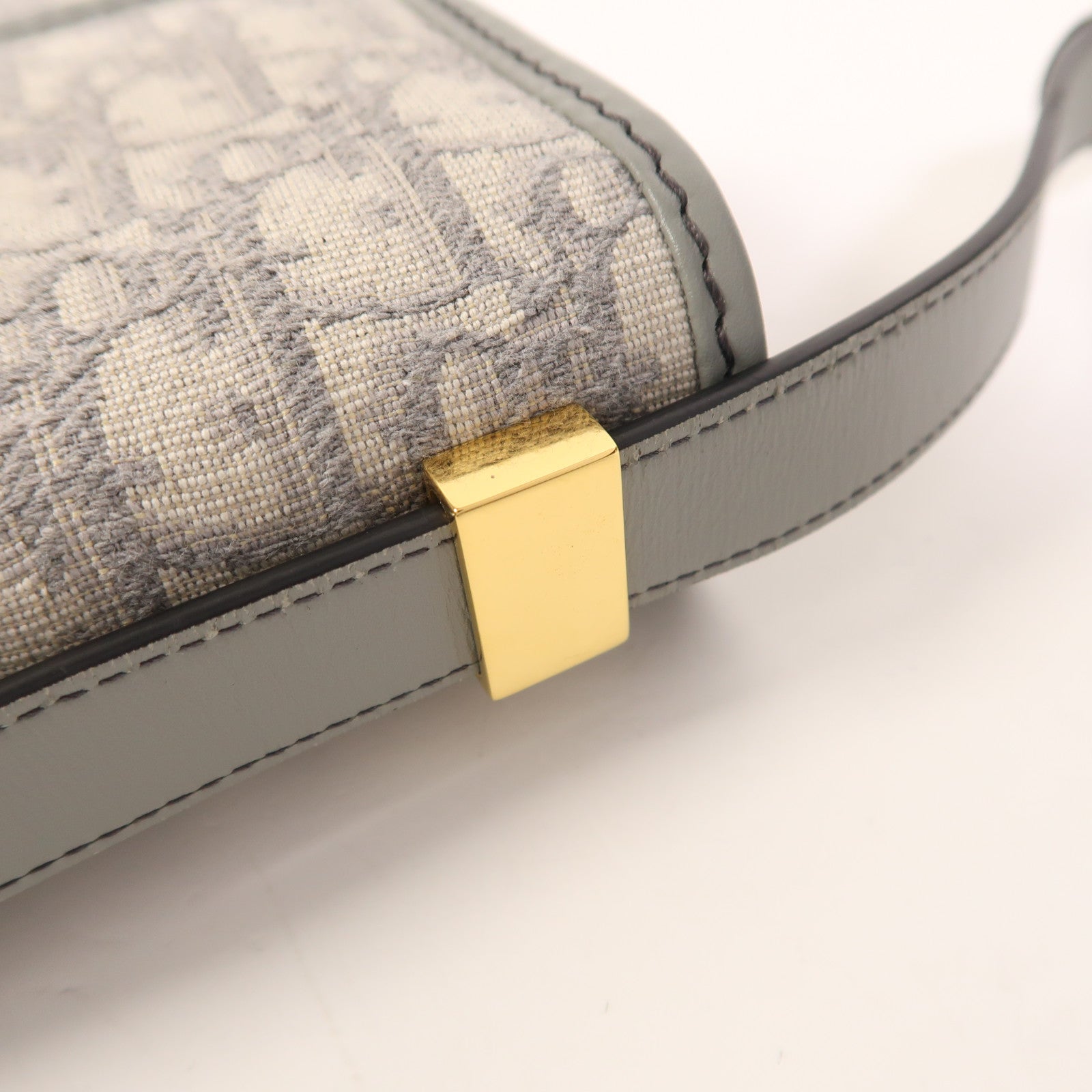 Dior 【激減優惠】帆布30 Montaigne金扣肩背袋