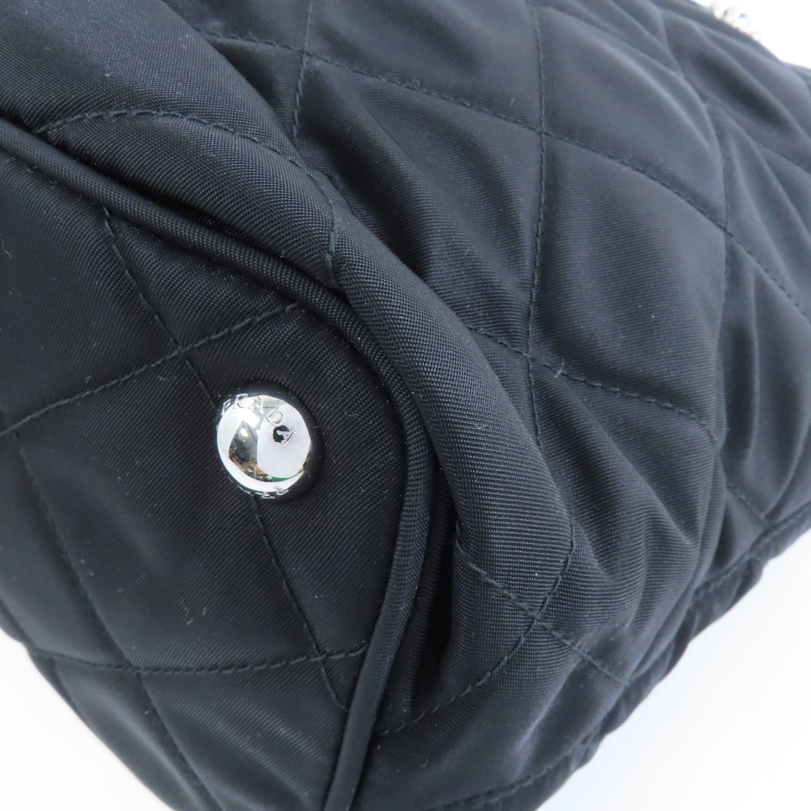 PRADA 菱格尼龍Chain Shoulder銀扣鏈帶肩背袋黑色