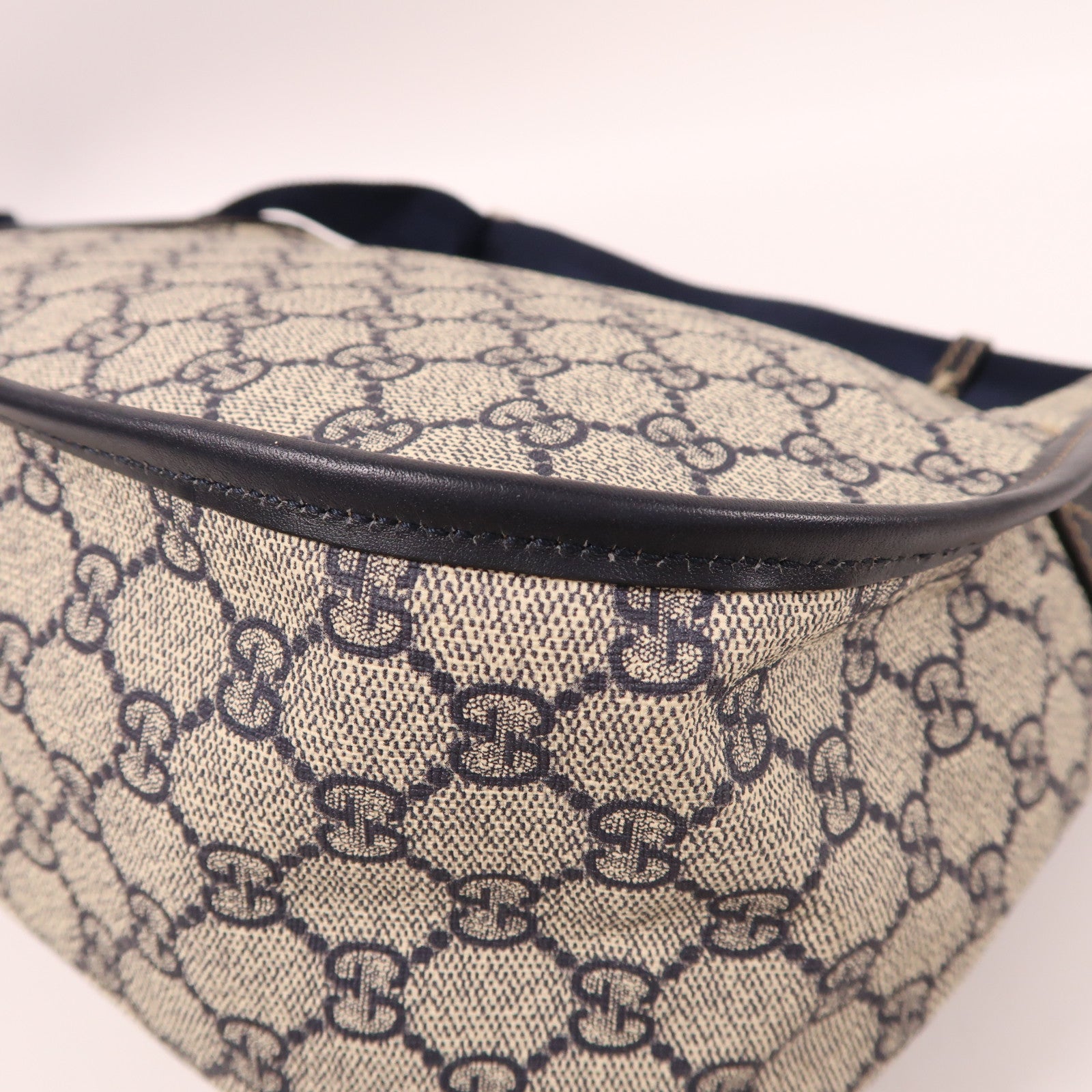 GUCCI 塗層帆布Messenger Shoulder Bag銀扣肩背袋棕色/藍色