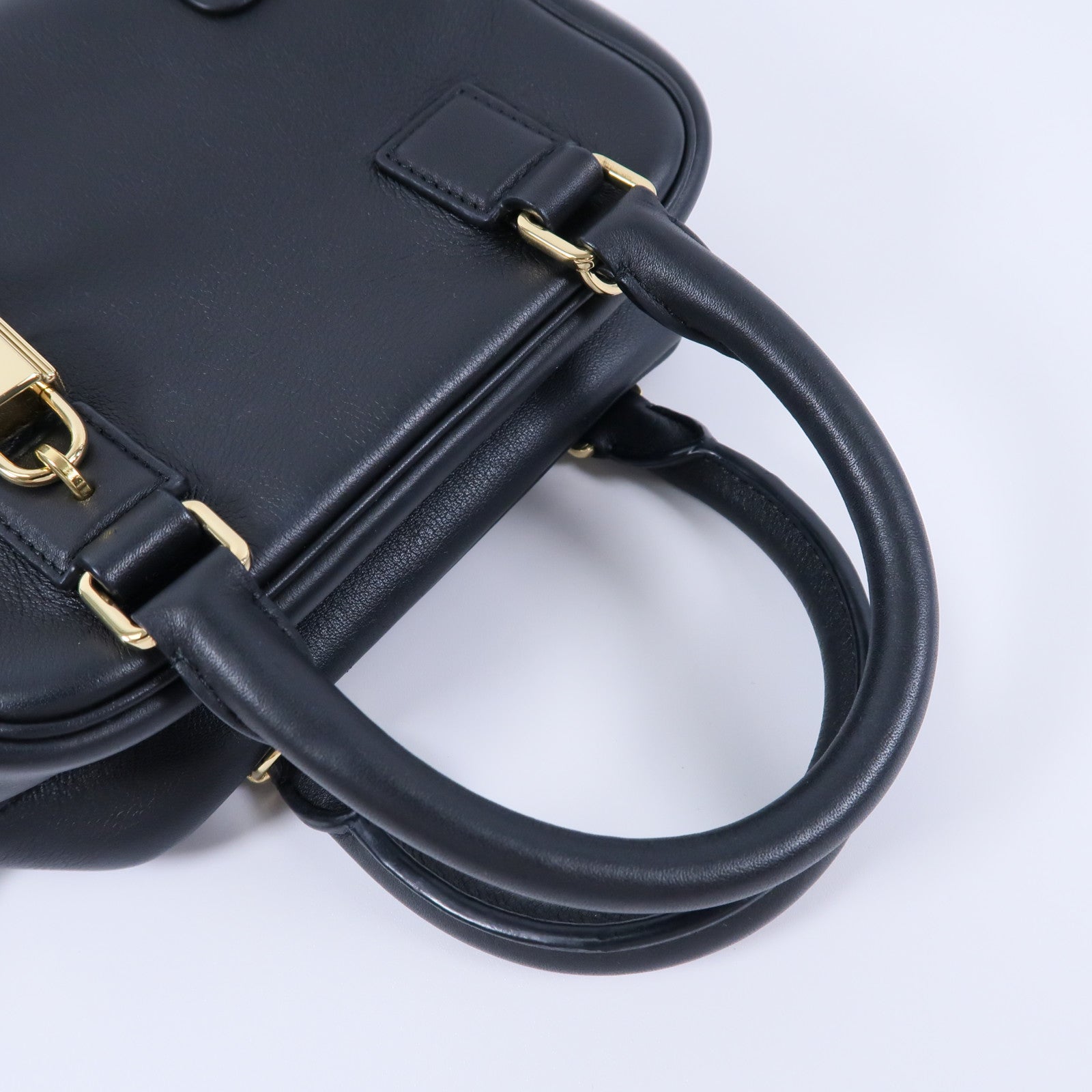 LOEWE 牛皮皮革Amazona 16 Square手挽肩背兩用袋