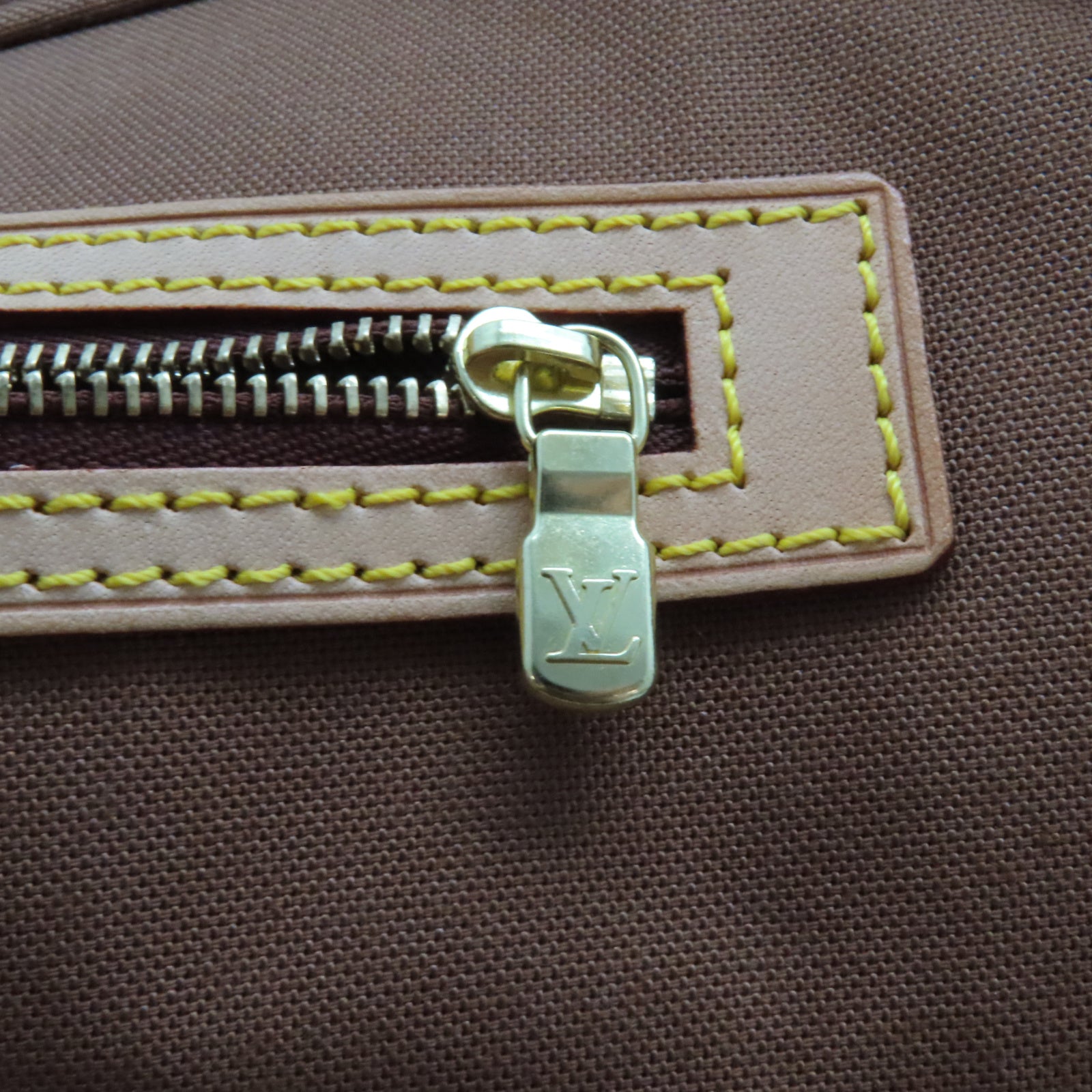 LOUIS VUITTON Monogram Porte-Documents Pega 金扣手挽袋啡色
