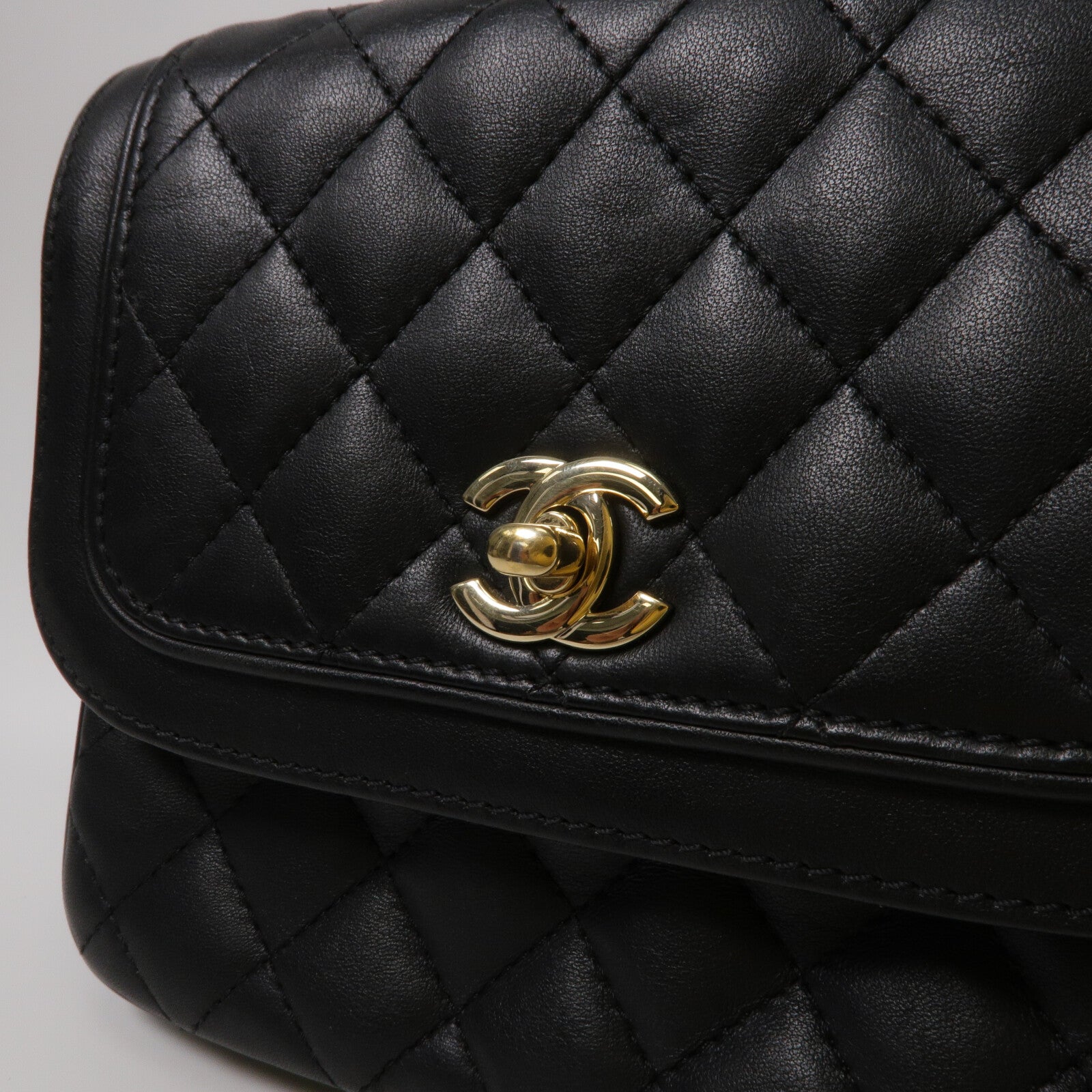 CHANEL 牛皮皮革Shoulder Bag鏈帶肩背袋