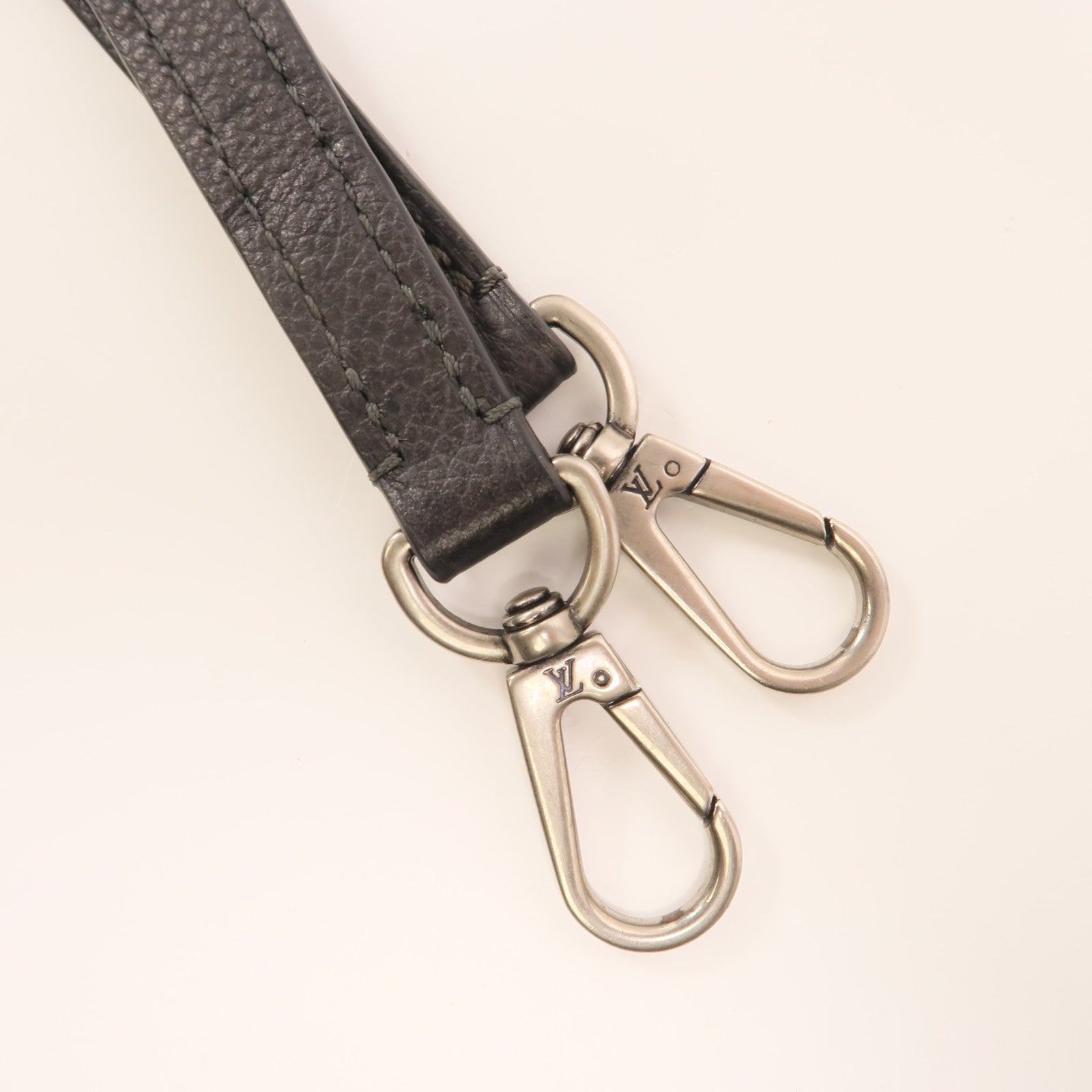 LOUIS VUITTON 【激減優惠】Monogram Empreinte Montaigne BB銀扣手挽肩背兩用袋
