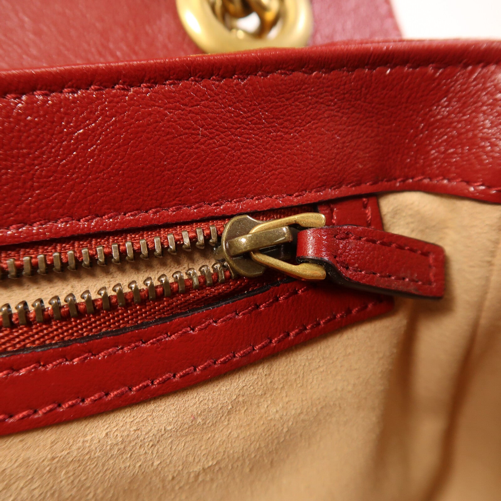 GUCCI 牛皮皮革GG Marmont金扣鏈帶肩背袋