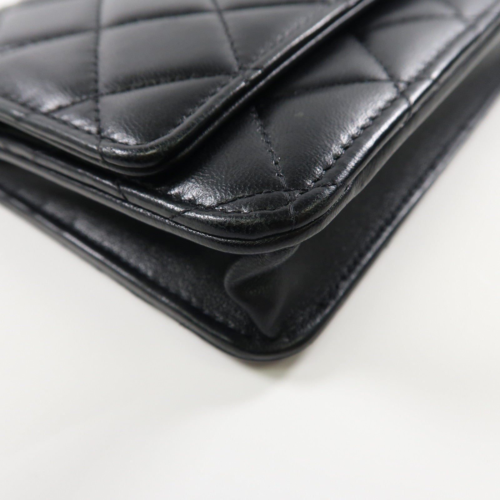 CHANEL 菱格羊皮皮革Wallet On Chain金扣鏈帶肩背袋黑色