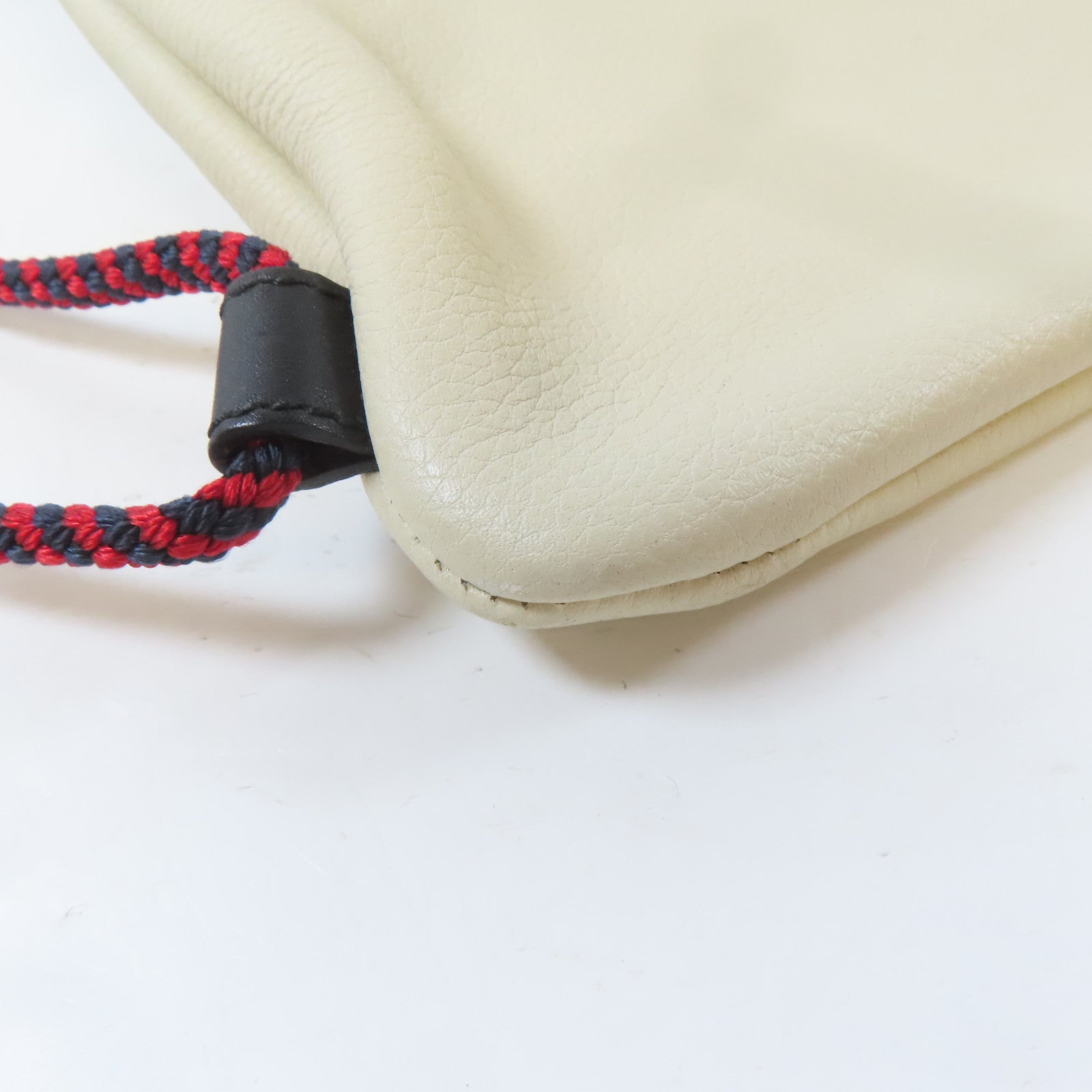 GUCCI 皮革Drawstring Backpack背包米白色