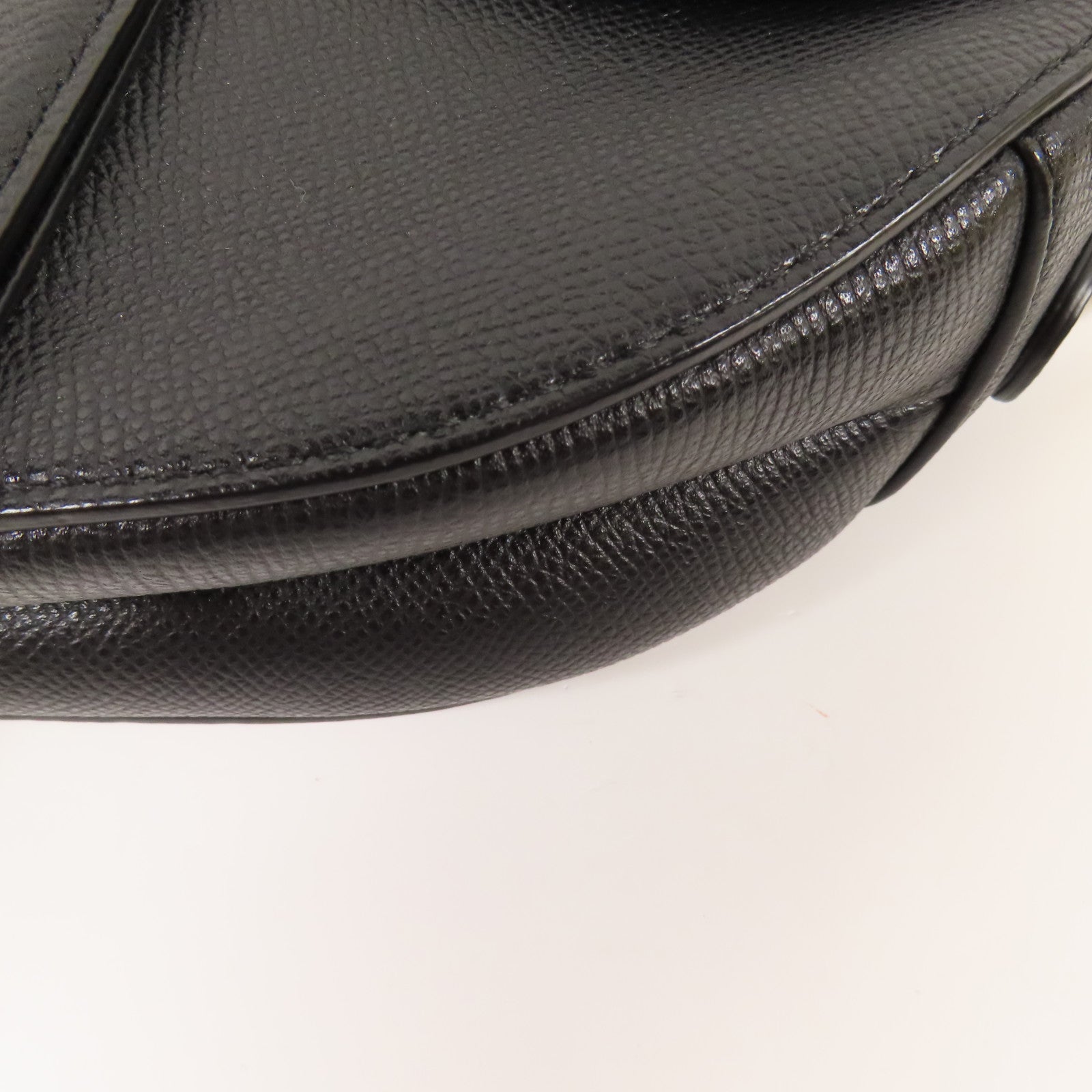 Dior 牛皮皮革Saddle金扣肩背袋