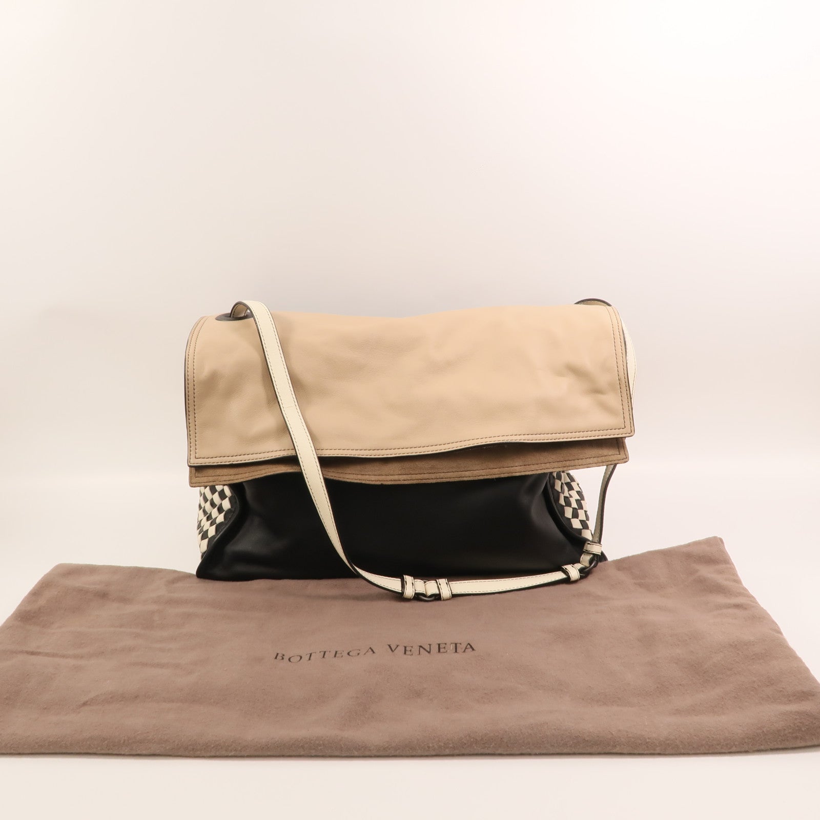 BOTTEGA VENETA 羊皮皮革Shoulder Bag肩背袋