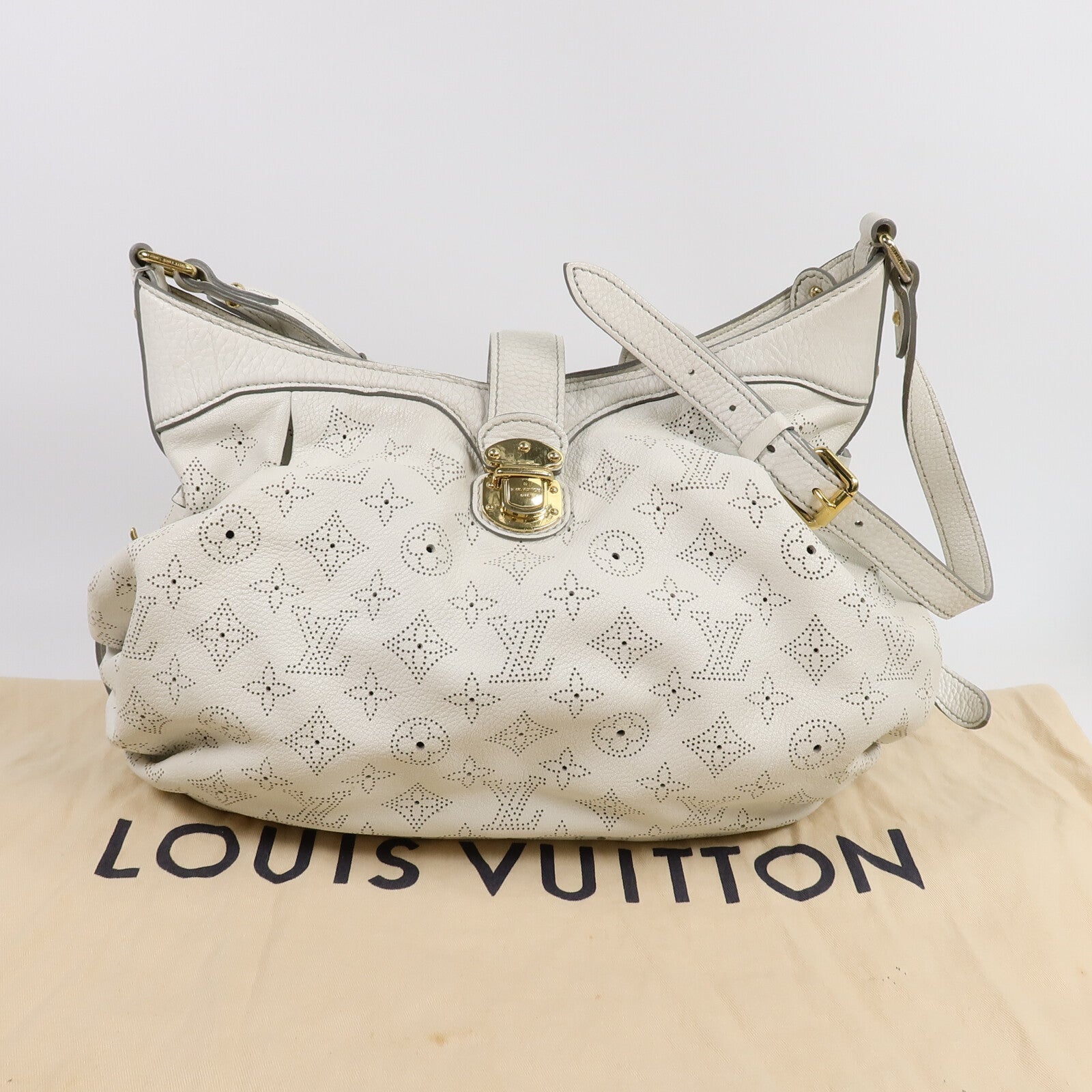 LOUIS VUITTON Mahina XS Shoulder Bag肩背袋白色
