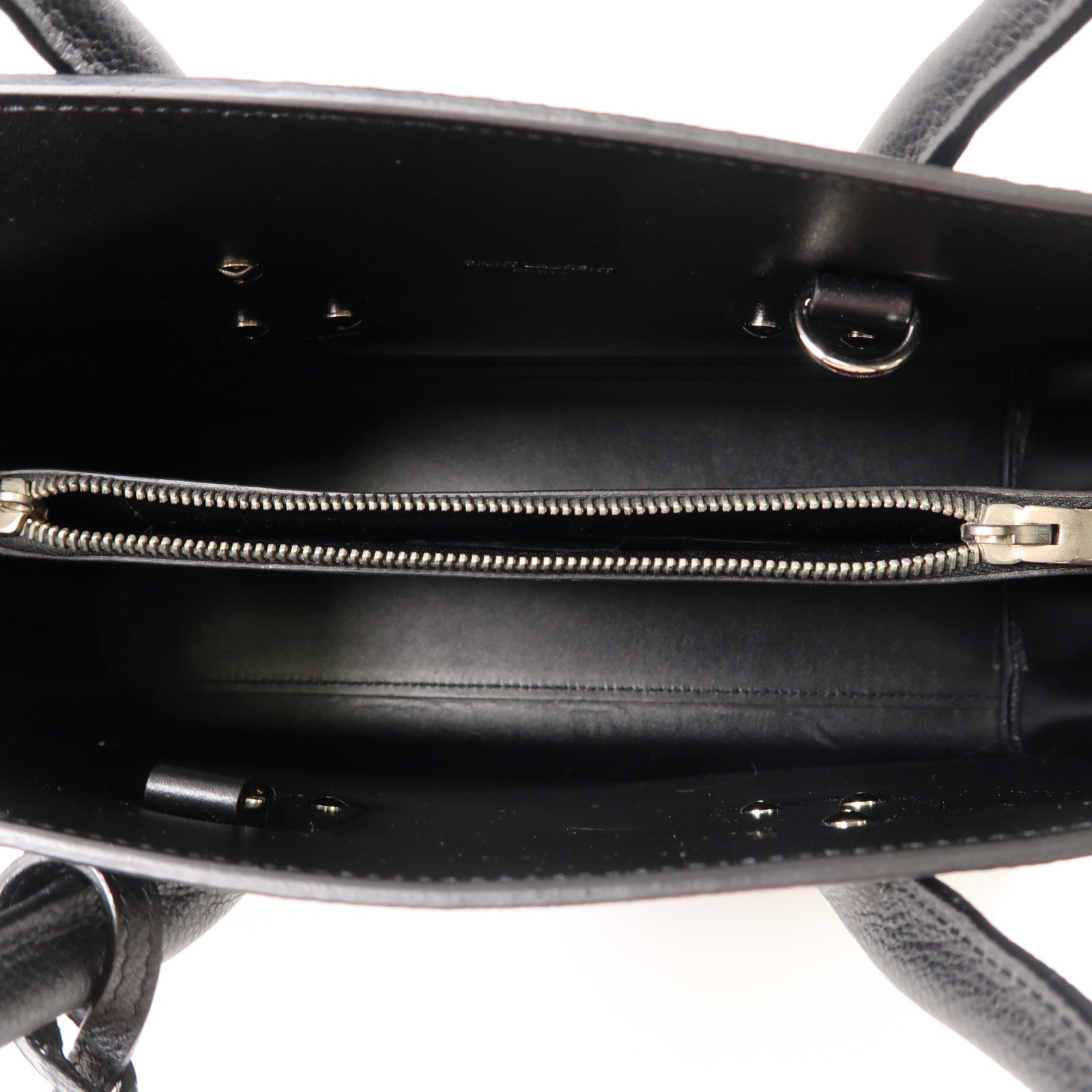 SAINT LAURENT 牛皮皮革Hand Bag手挽袋黑色