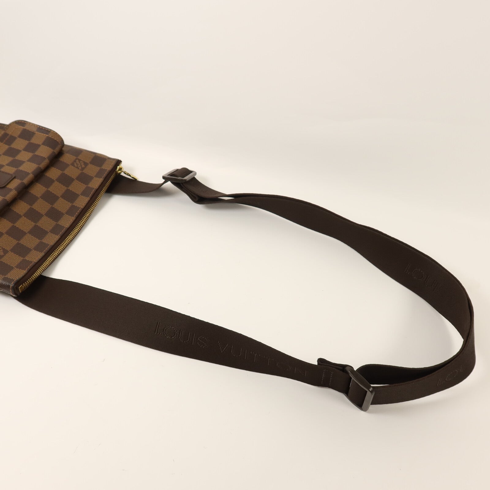 LOUIS VUITTON Damier Melville肩背袋