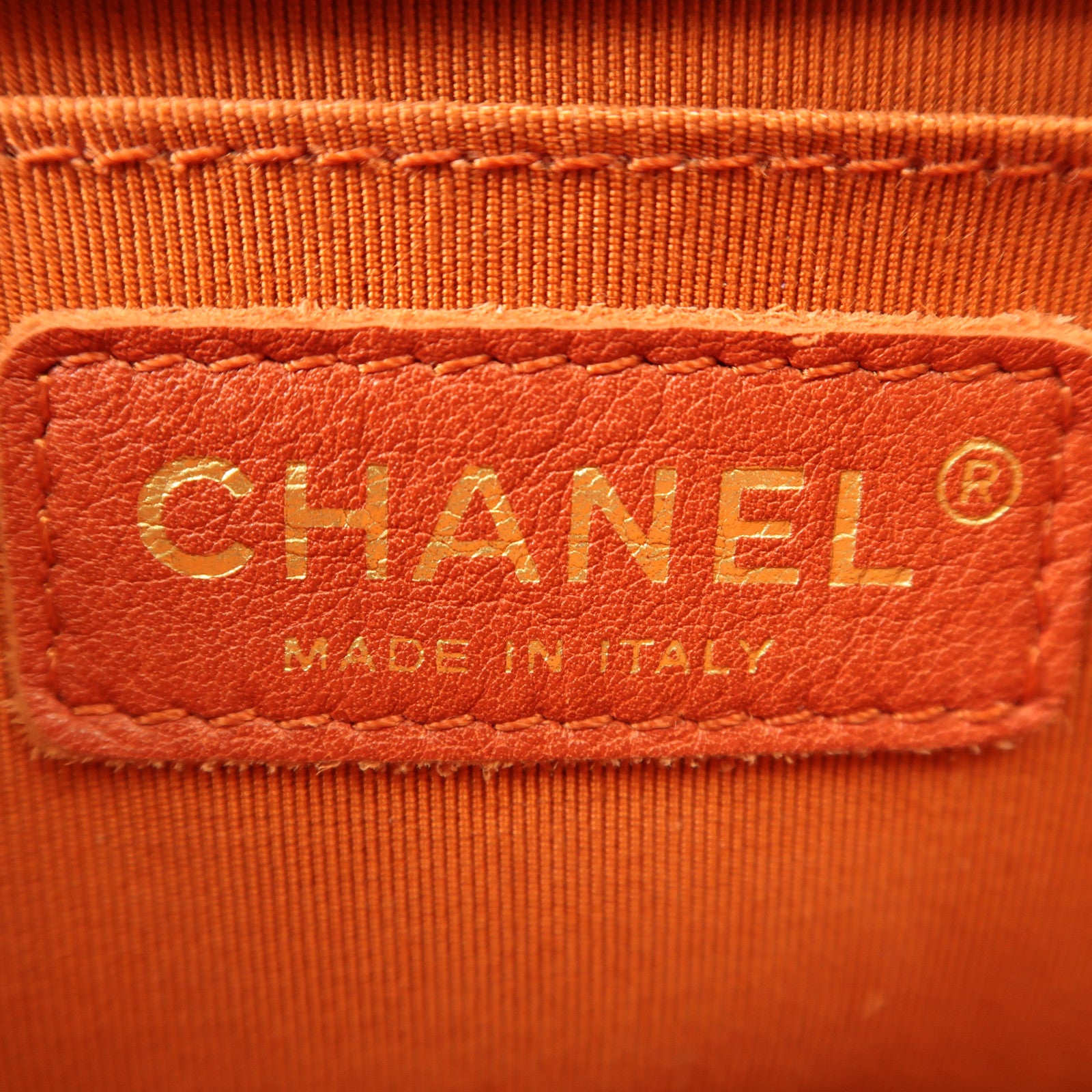 CHANEL (PRICE DOWN) CC Boy 25 Chain Shoulder Bag Calfskin Leather Red